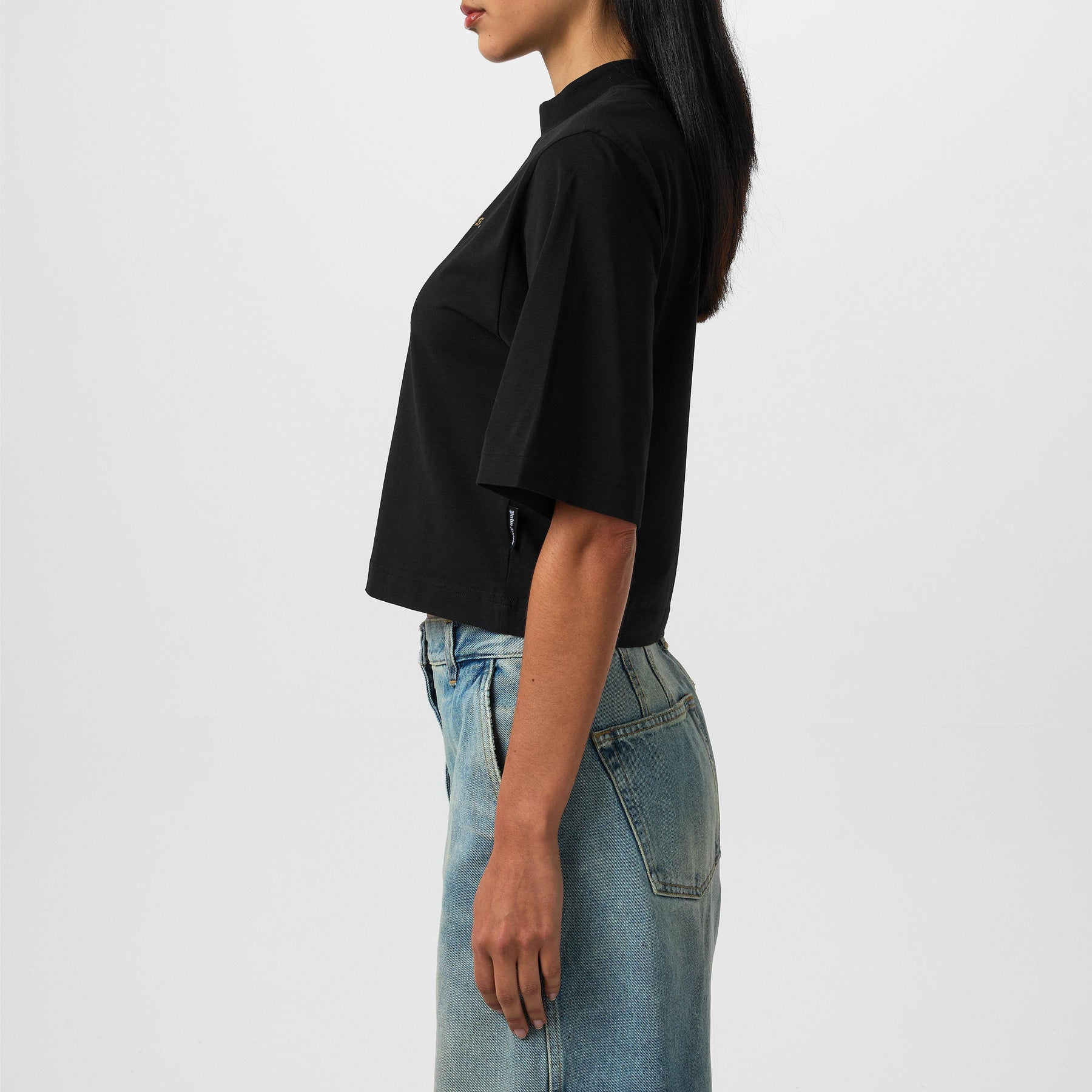 Sunsets Cropped T-Shirt