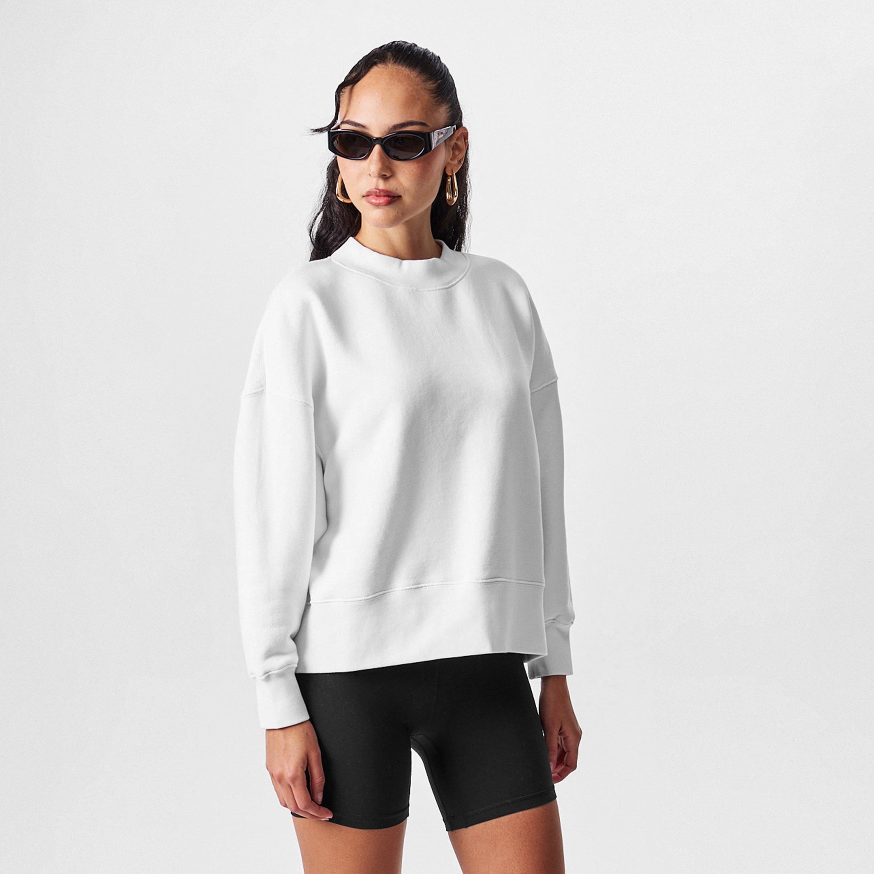 Classic Curved Logo Crew-Neck Sweater Ladies