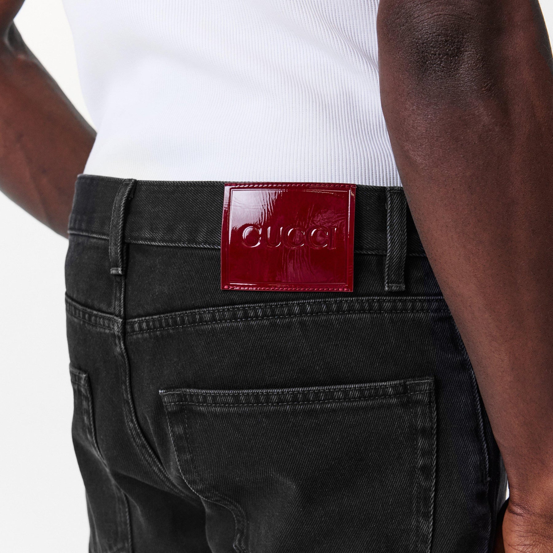 Tapered Jeans