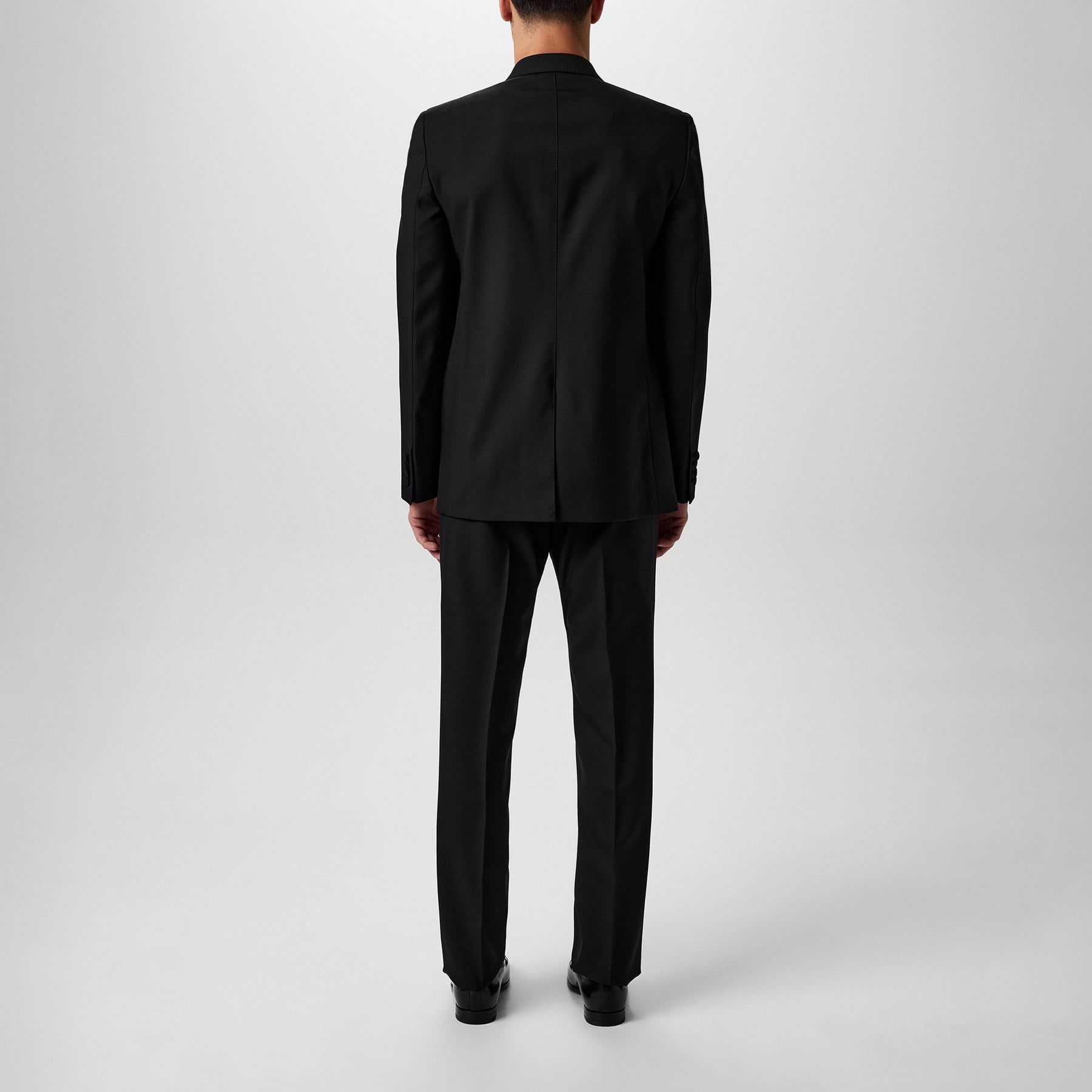 Buckle Suit
