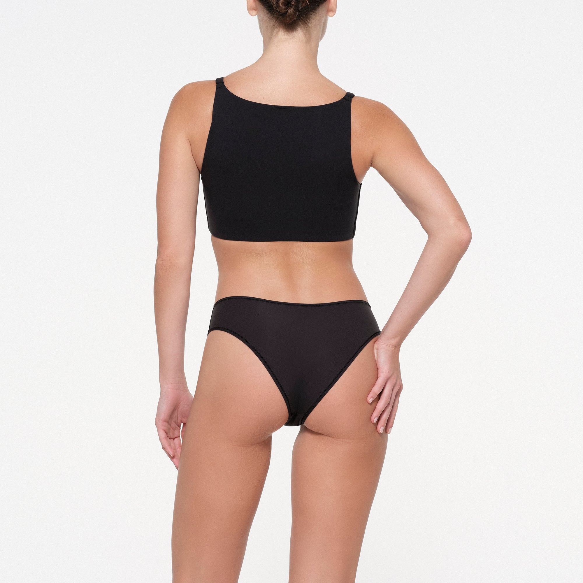 Fits Everybody Back Smoothing Full Coverage Bra — Part 1