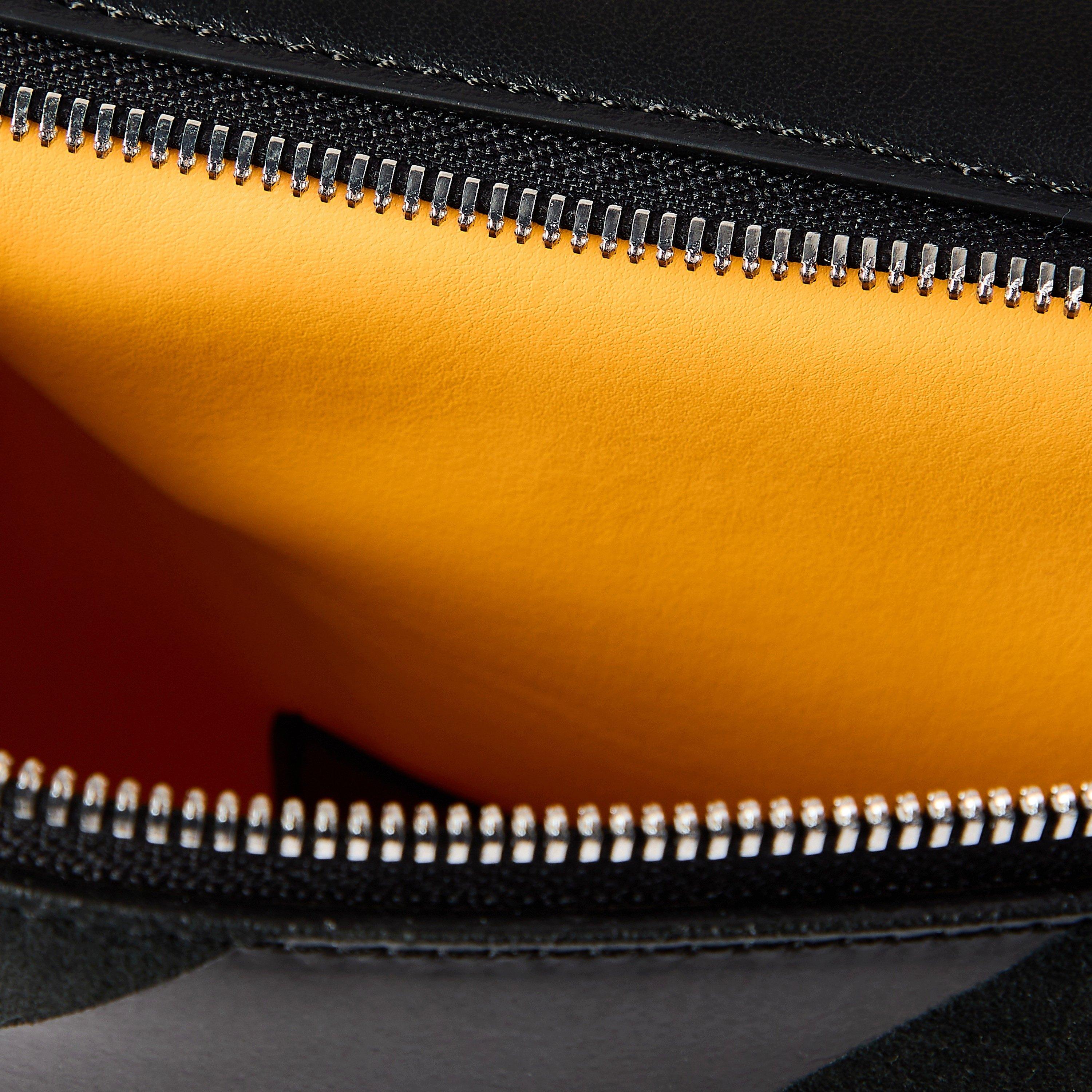 Sandbag Diag Shoulder Bag