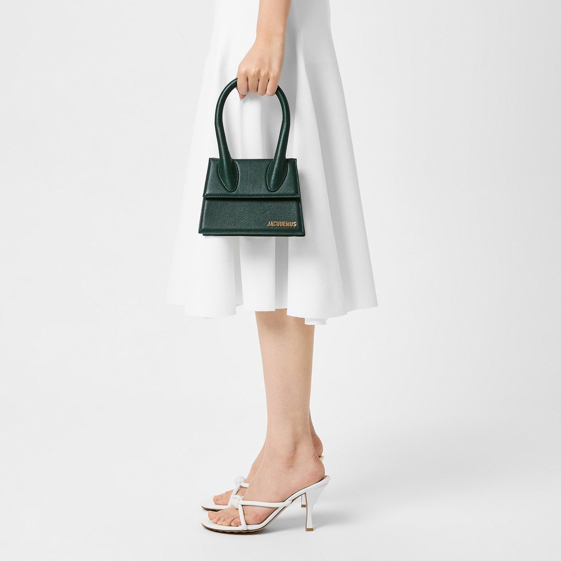 Women's Plain Leather Le Chiquito Moyen Bag