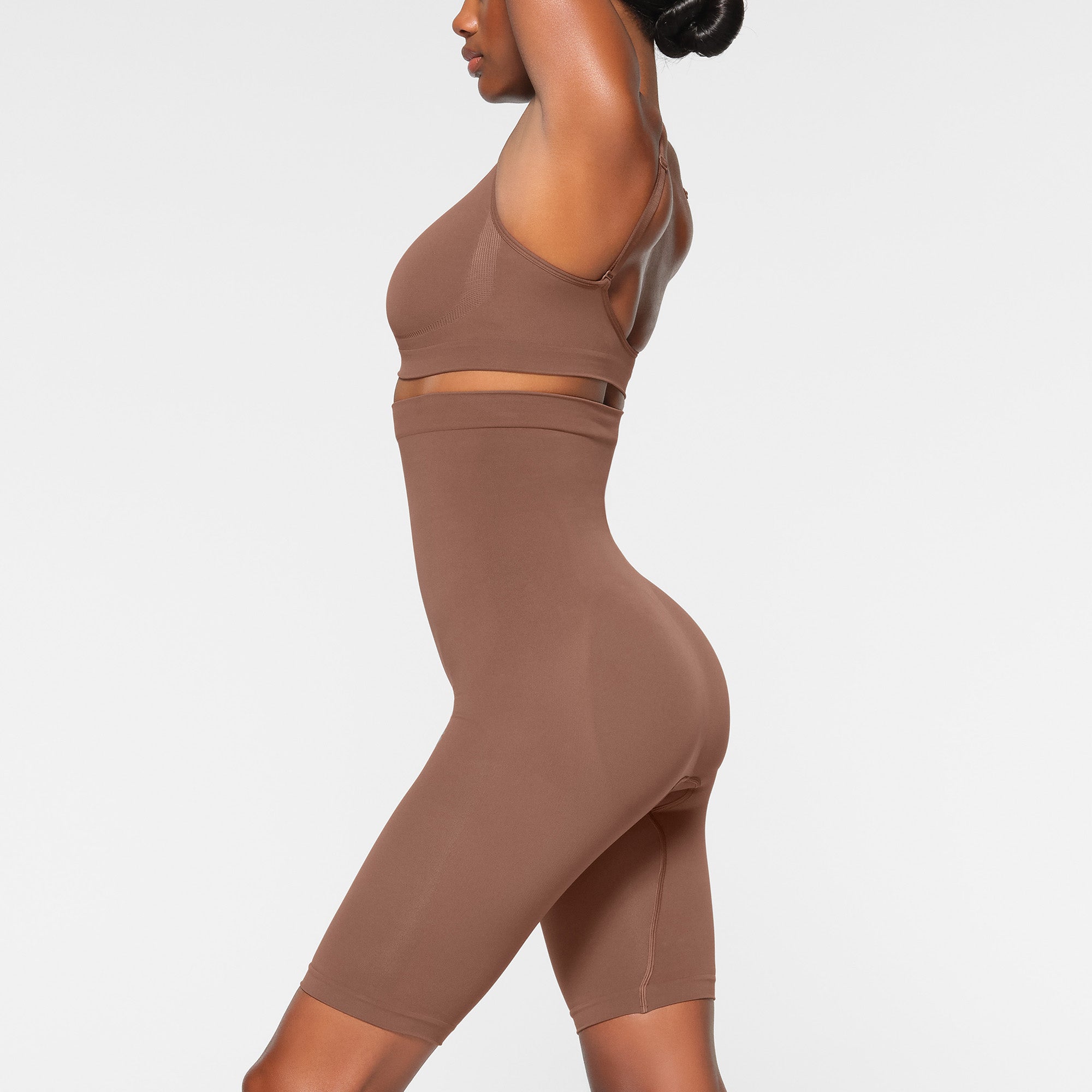 Seamless Sculpt High-waisted Above the Knee Short