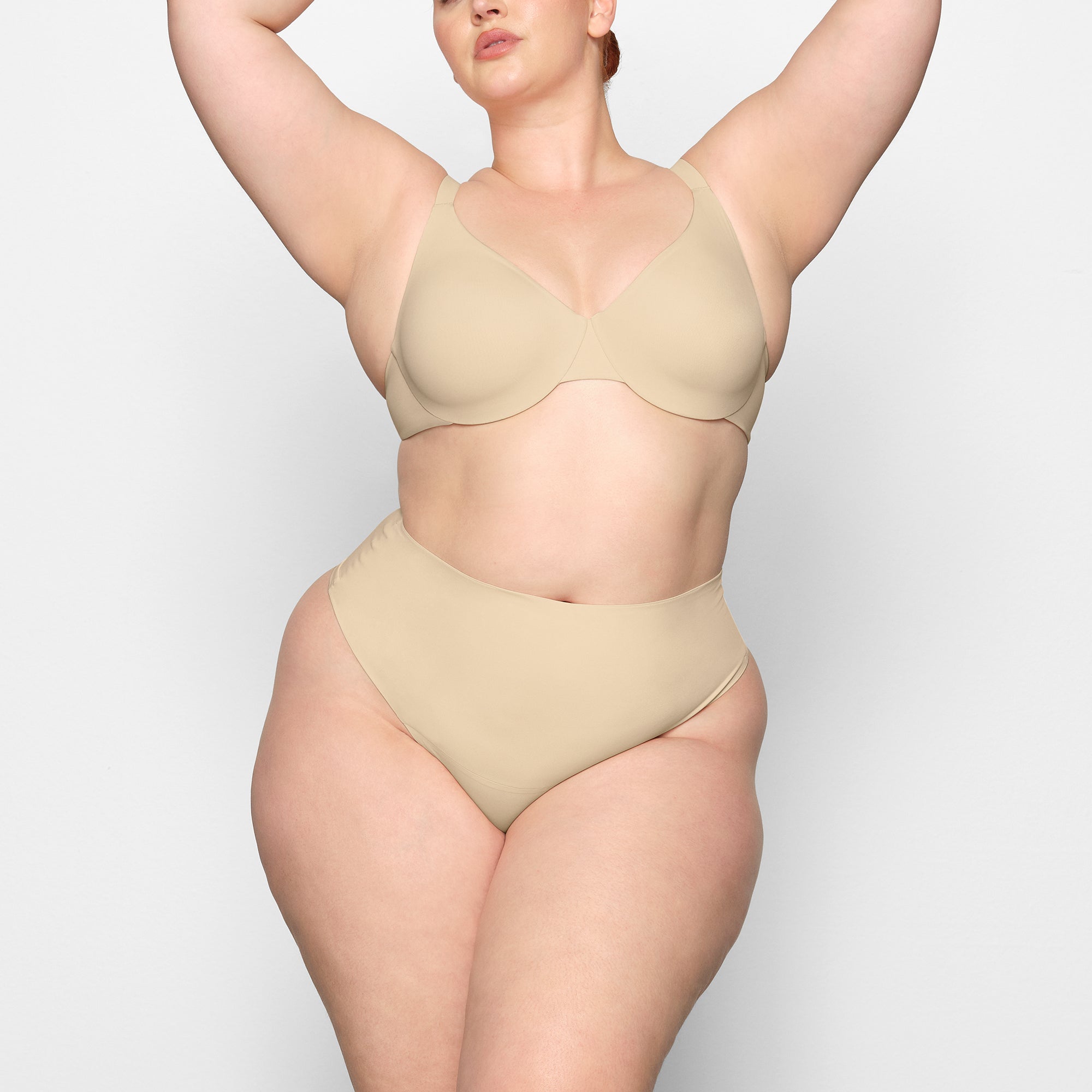Smoothing Intimates High-waisted Thong