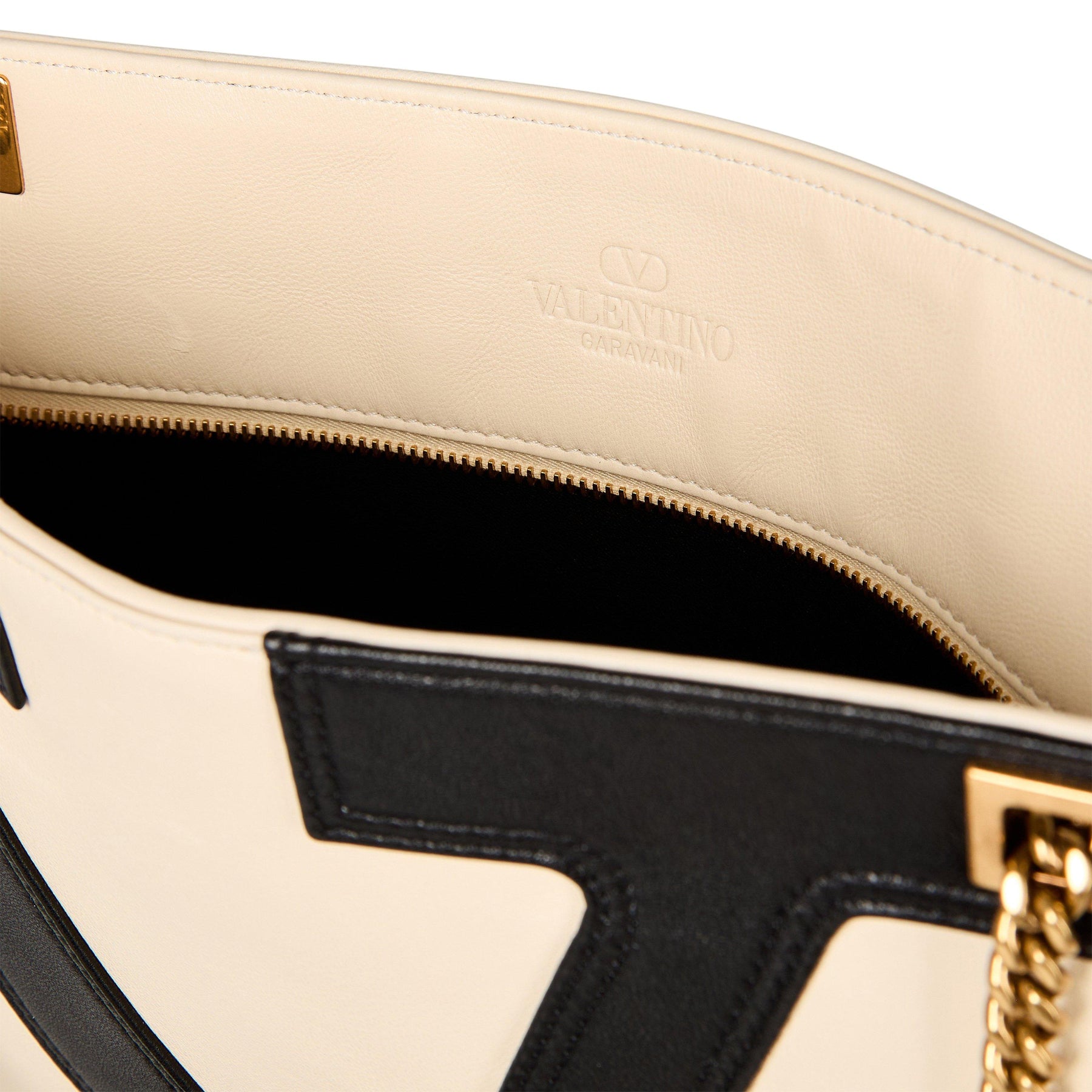 Viva Superstar Medium Handbag