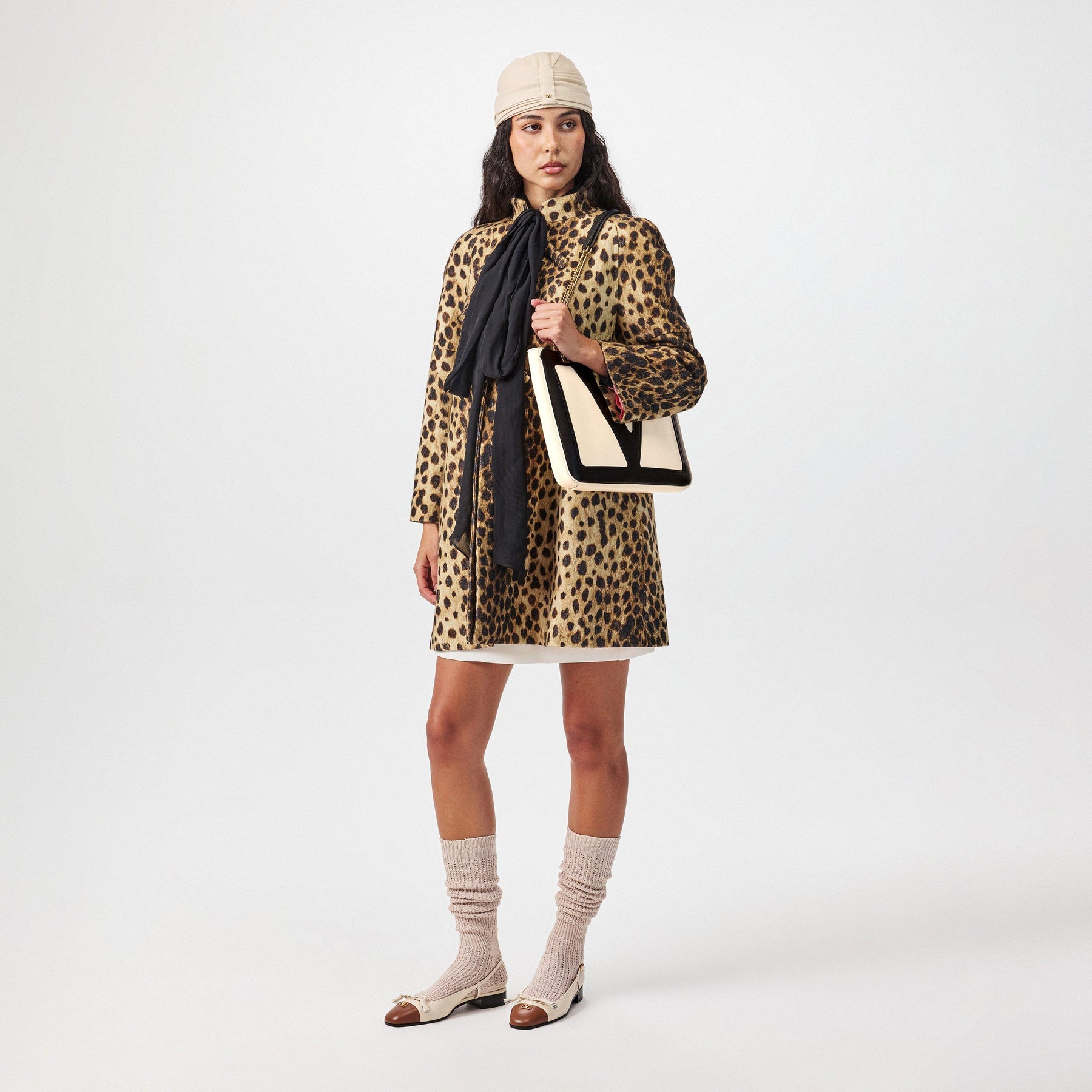 Viva Superstar Medium Handbag