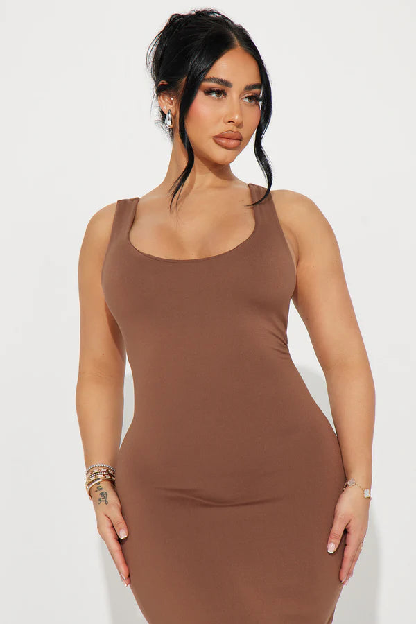 Double Scoop Midi Dress - Chestnut