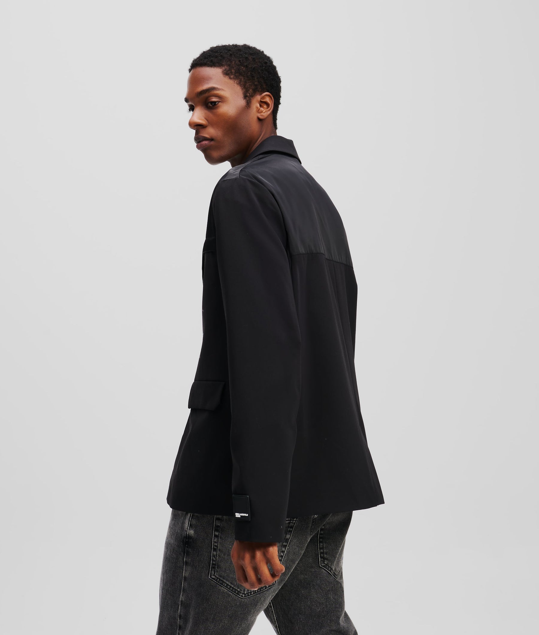 MIXED-MATERIAL BLAZER
