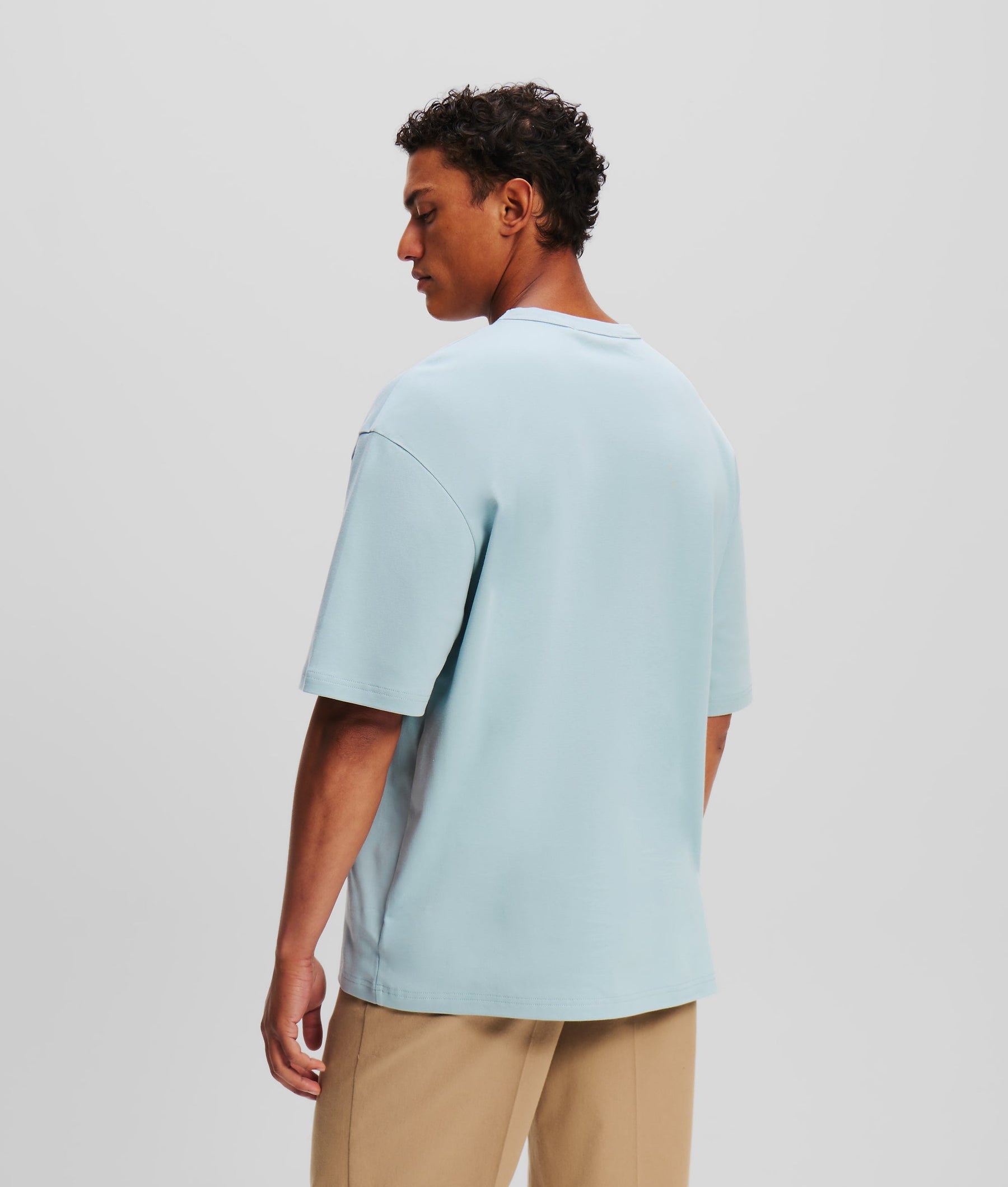 OVERSIZED SUNGLASSES T-SHIRT