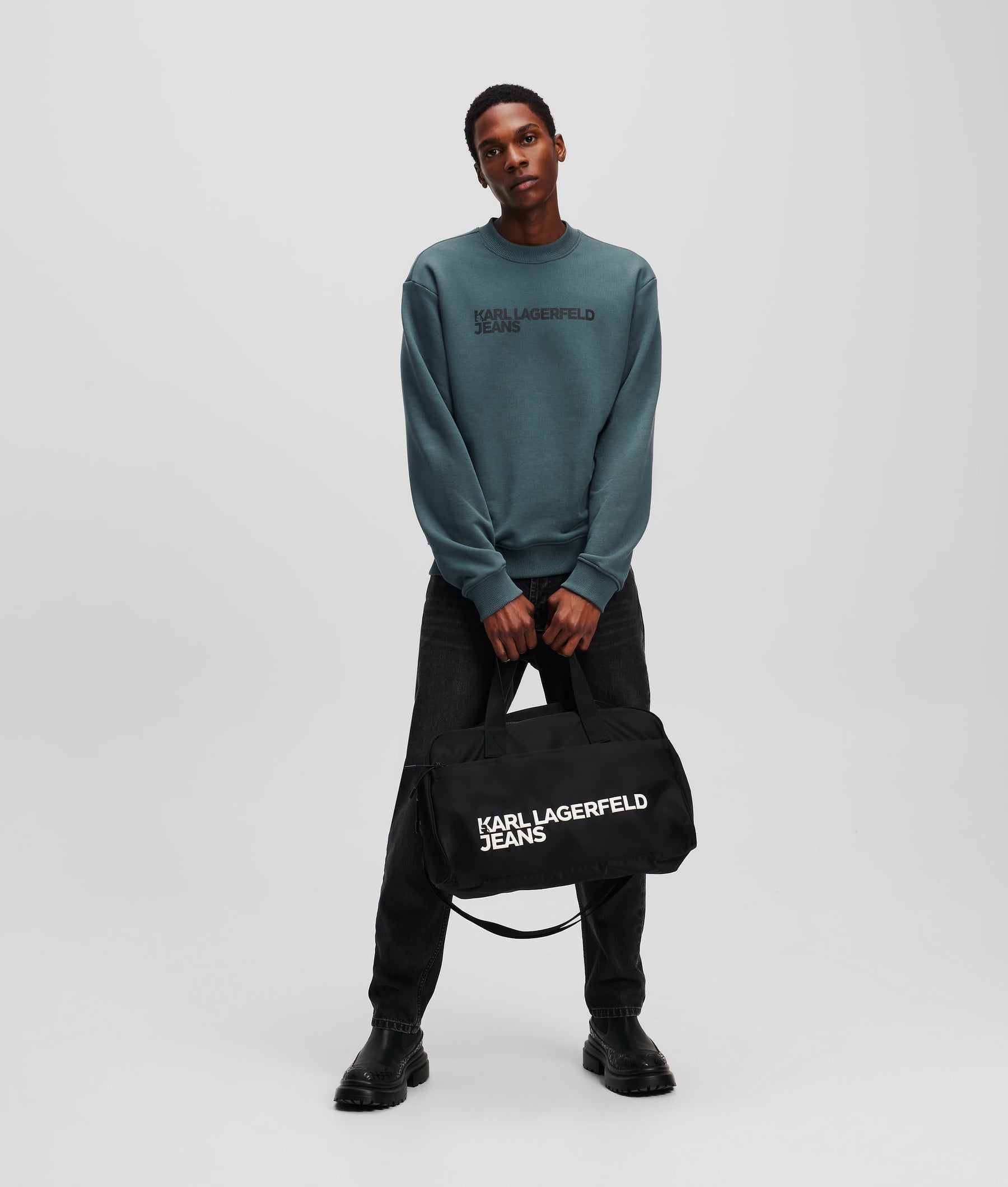 LOGO SWEATSHIRT