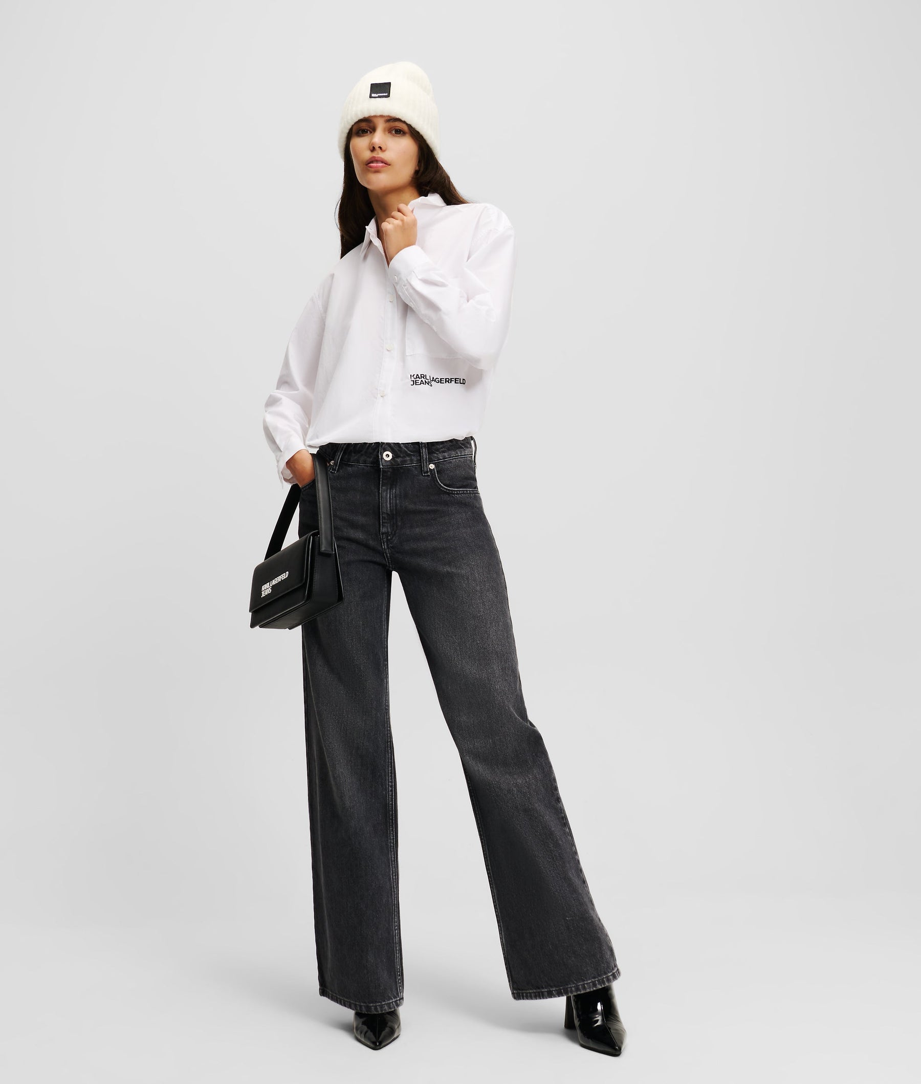 OVERSIZED SHIRT