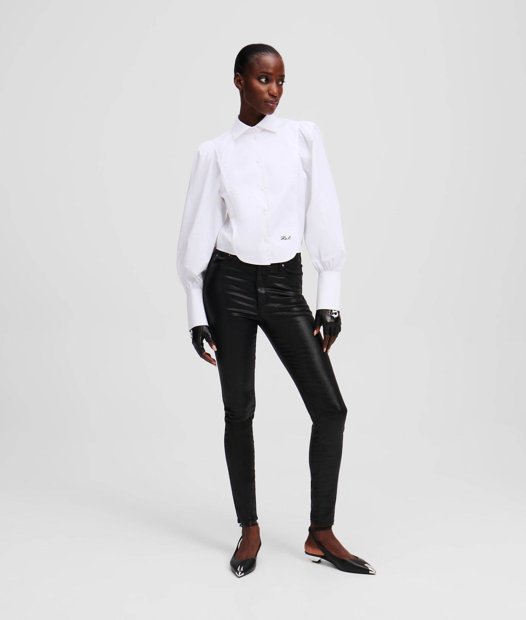 BIB-DETAIL POPLIN SHIRT