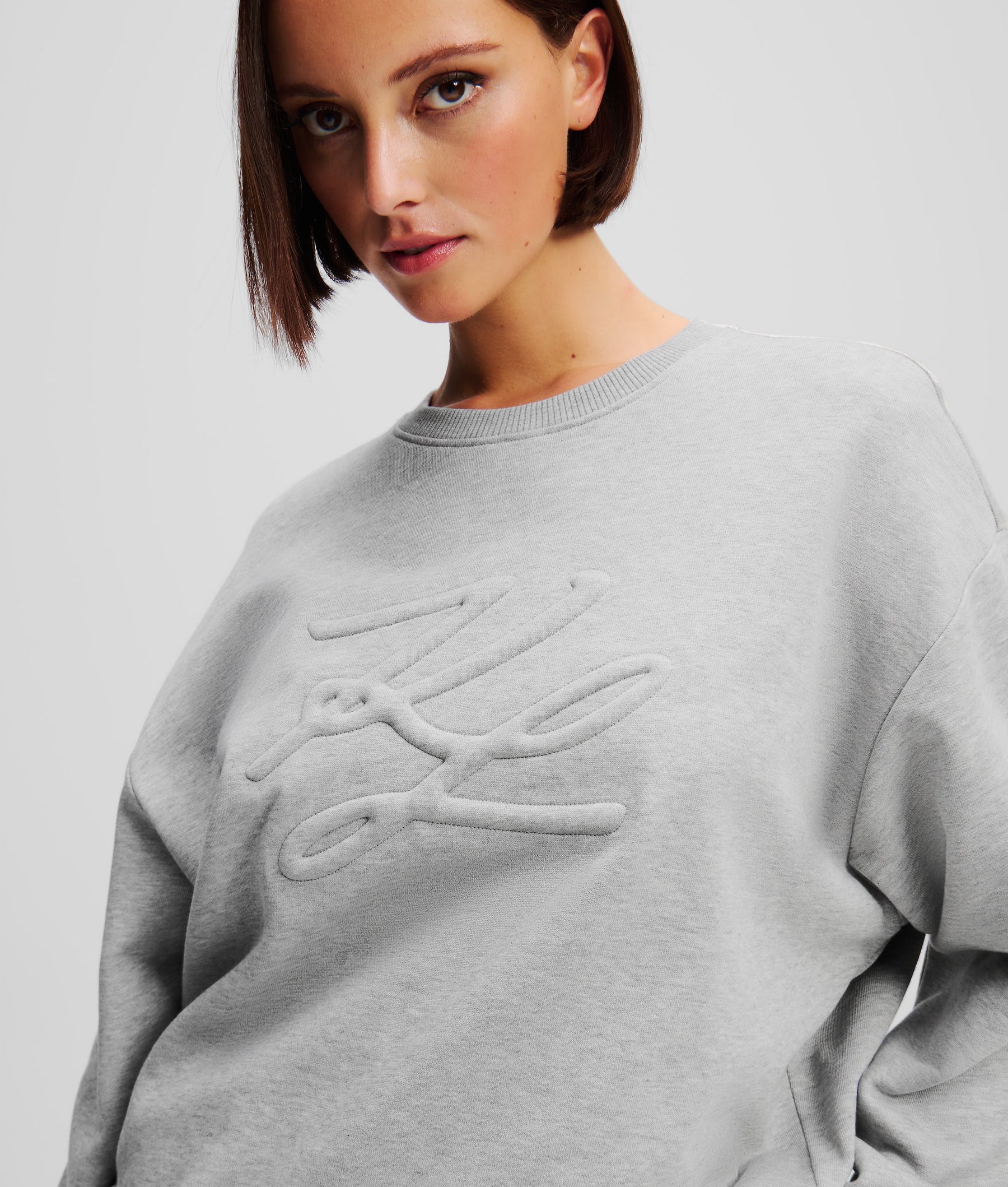 AUTOGRAPH SWEATSHIRT