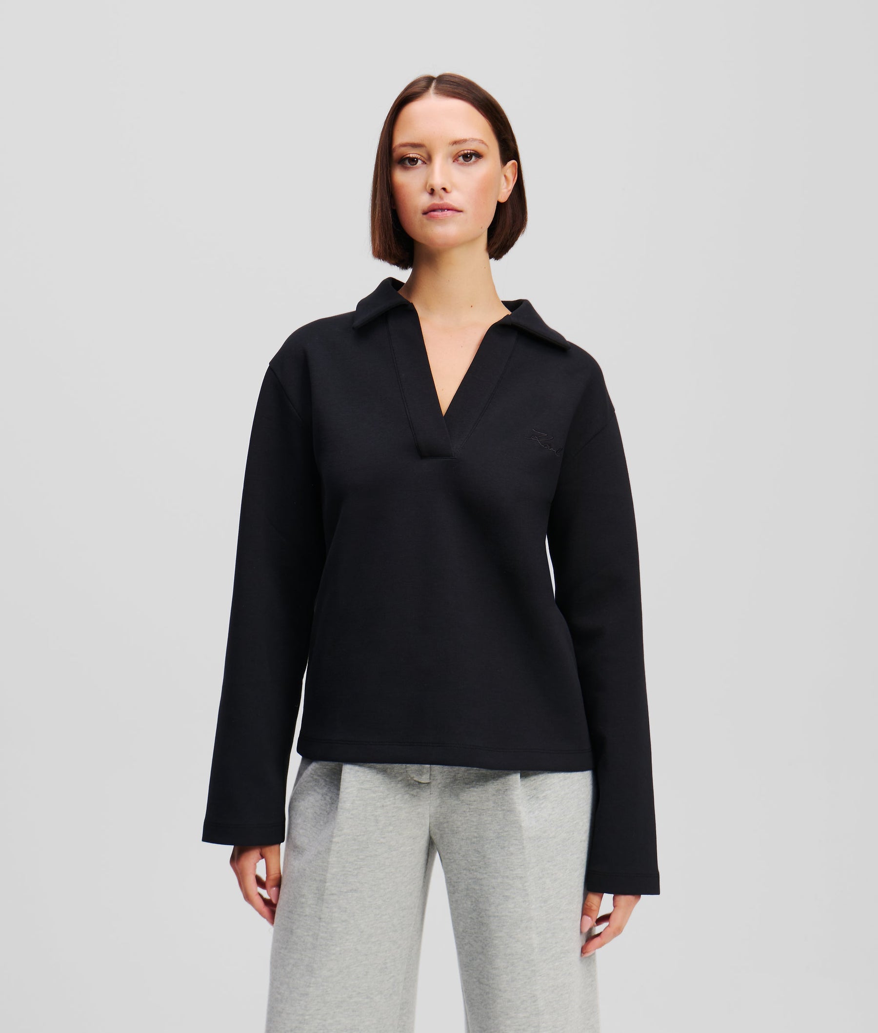 V-NECK SWEATSHIRT