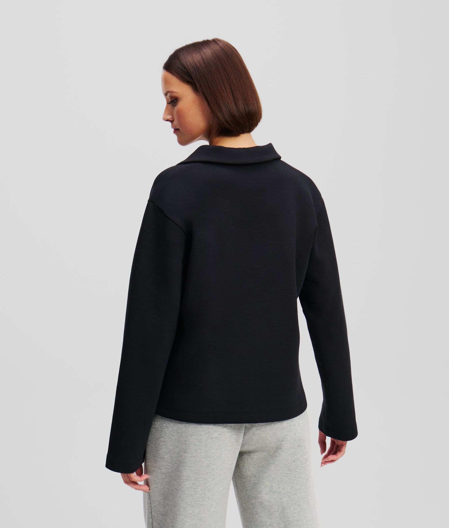 V-NECK SWEATSHIRT