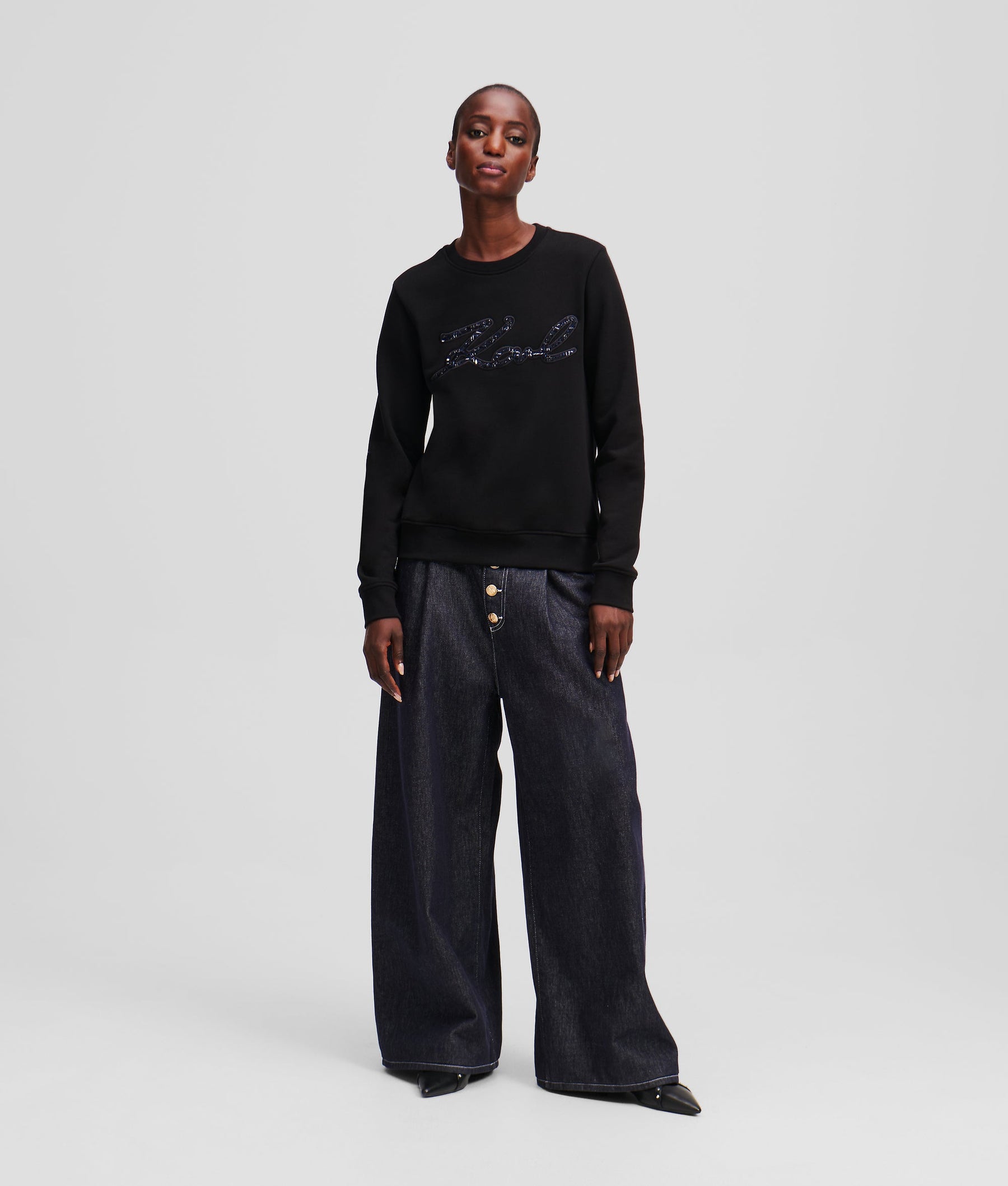 BOUCLÉ SIGNATURE SWEATSHIRT