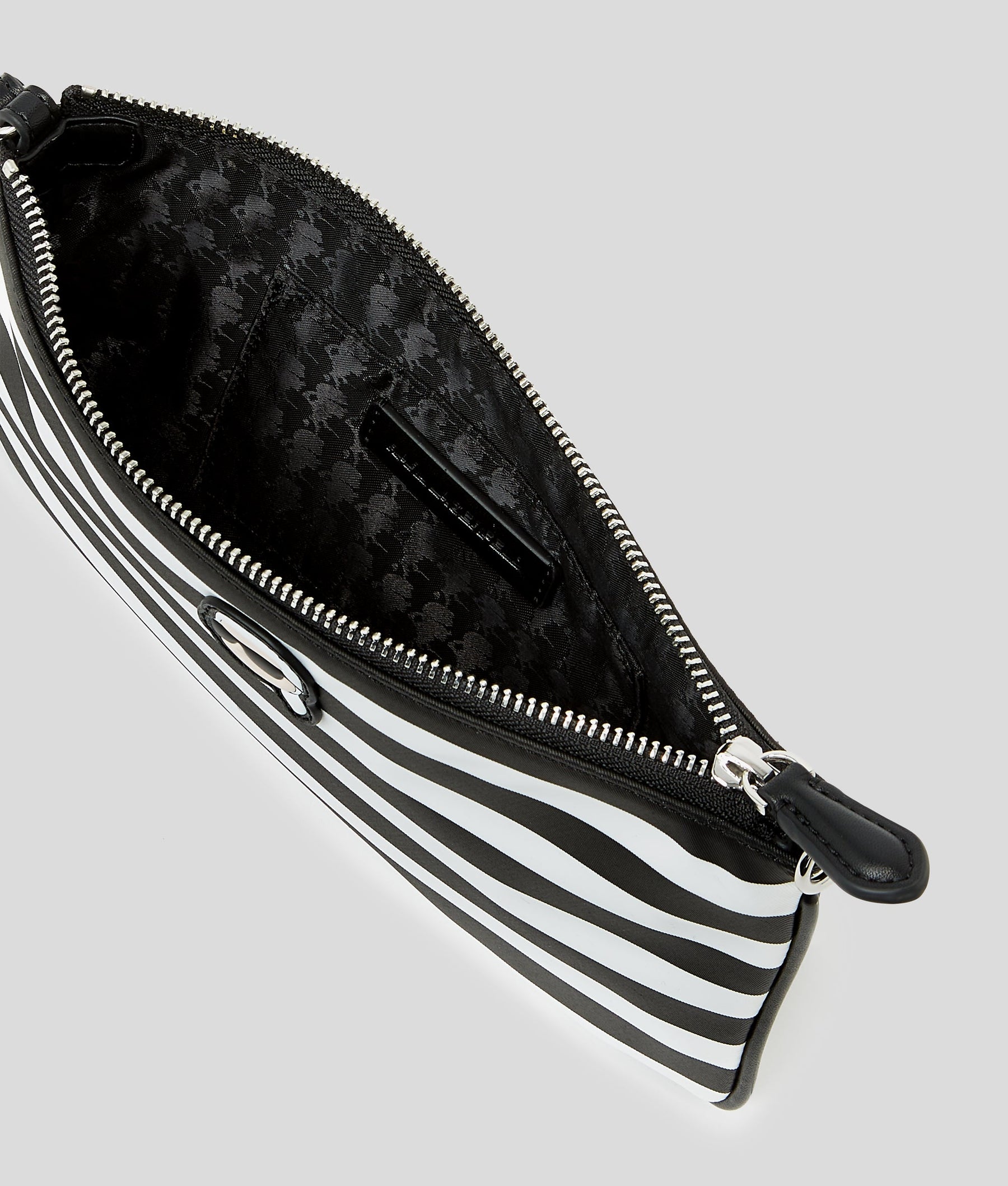 IKON NYLON SHOULDER POUCH