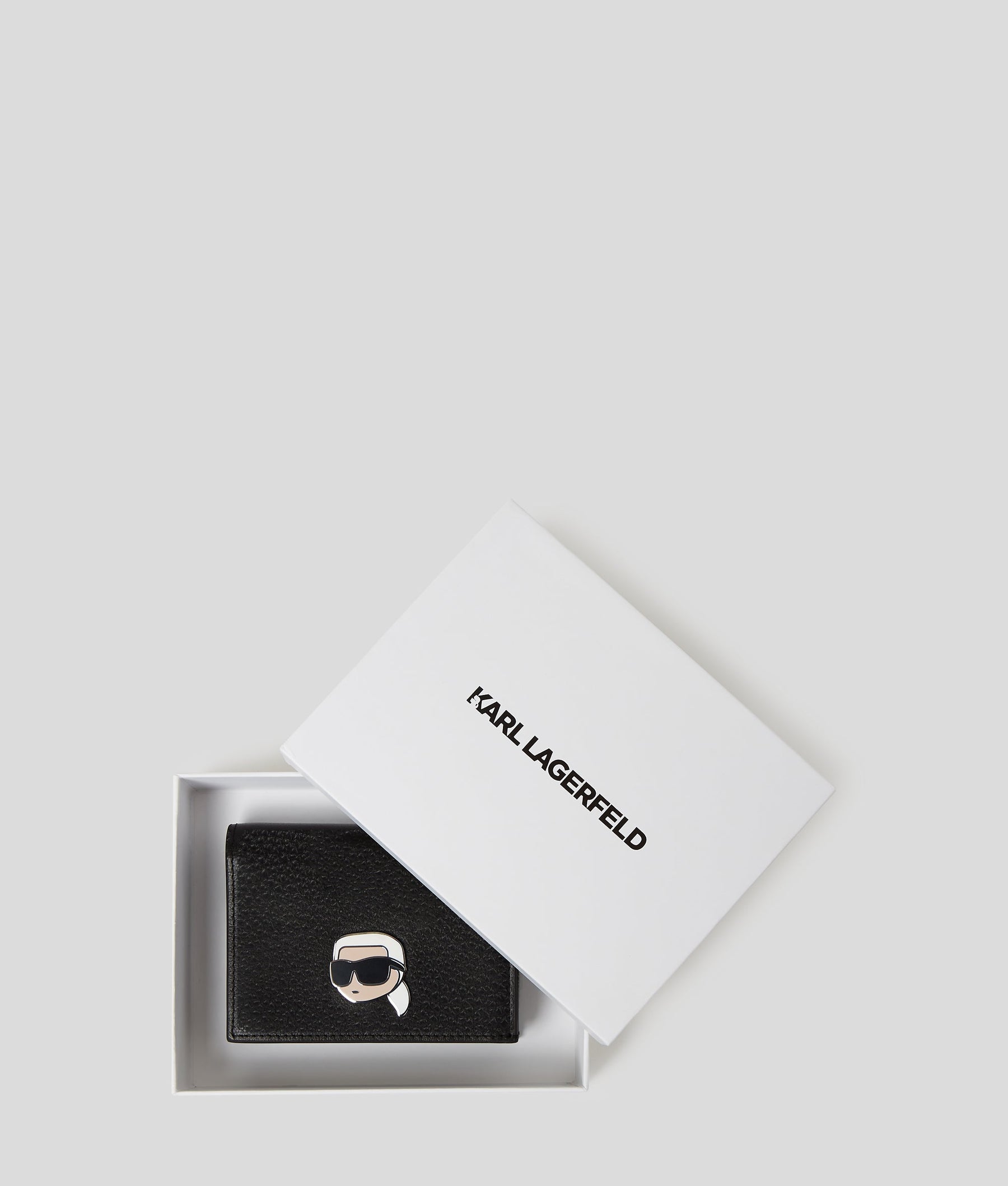 IKON PEBBLE BI-FOLD WALLET