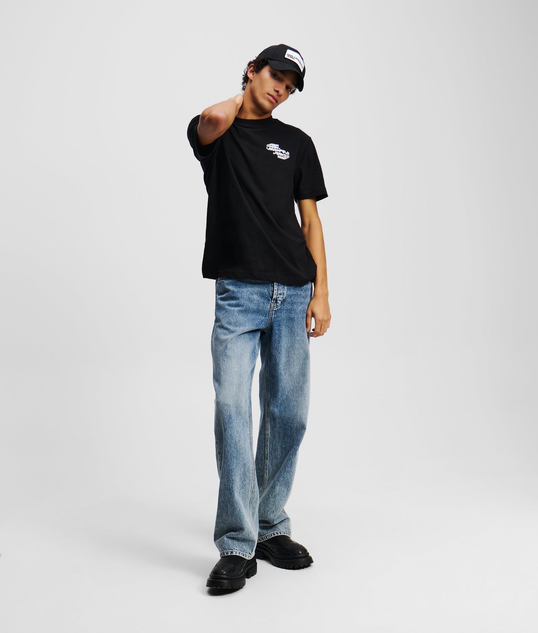 LOGO T-SHIRT