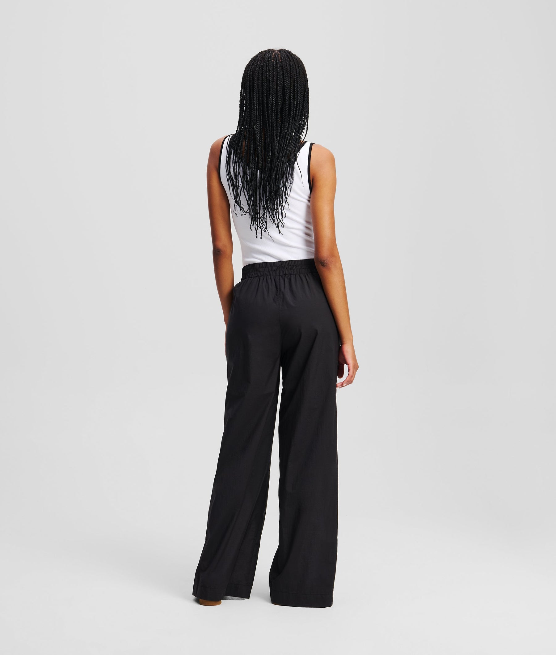 jogging bottoms