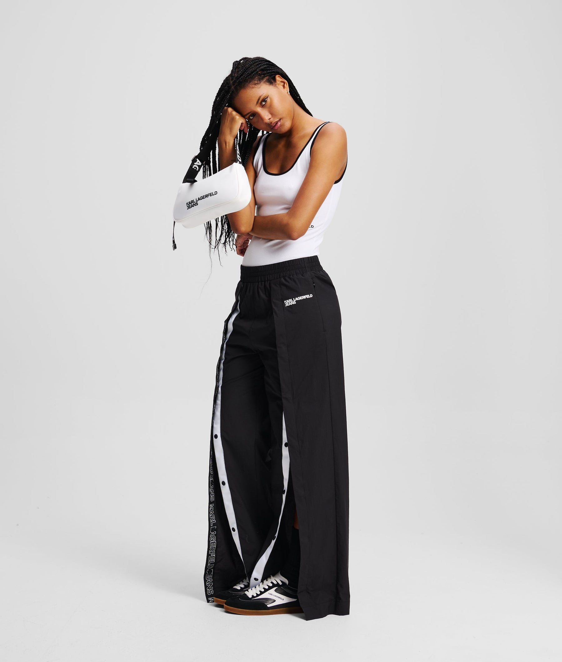 jogging bottoms