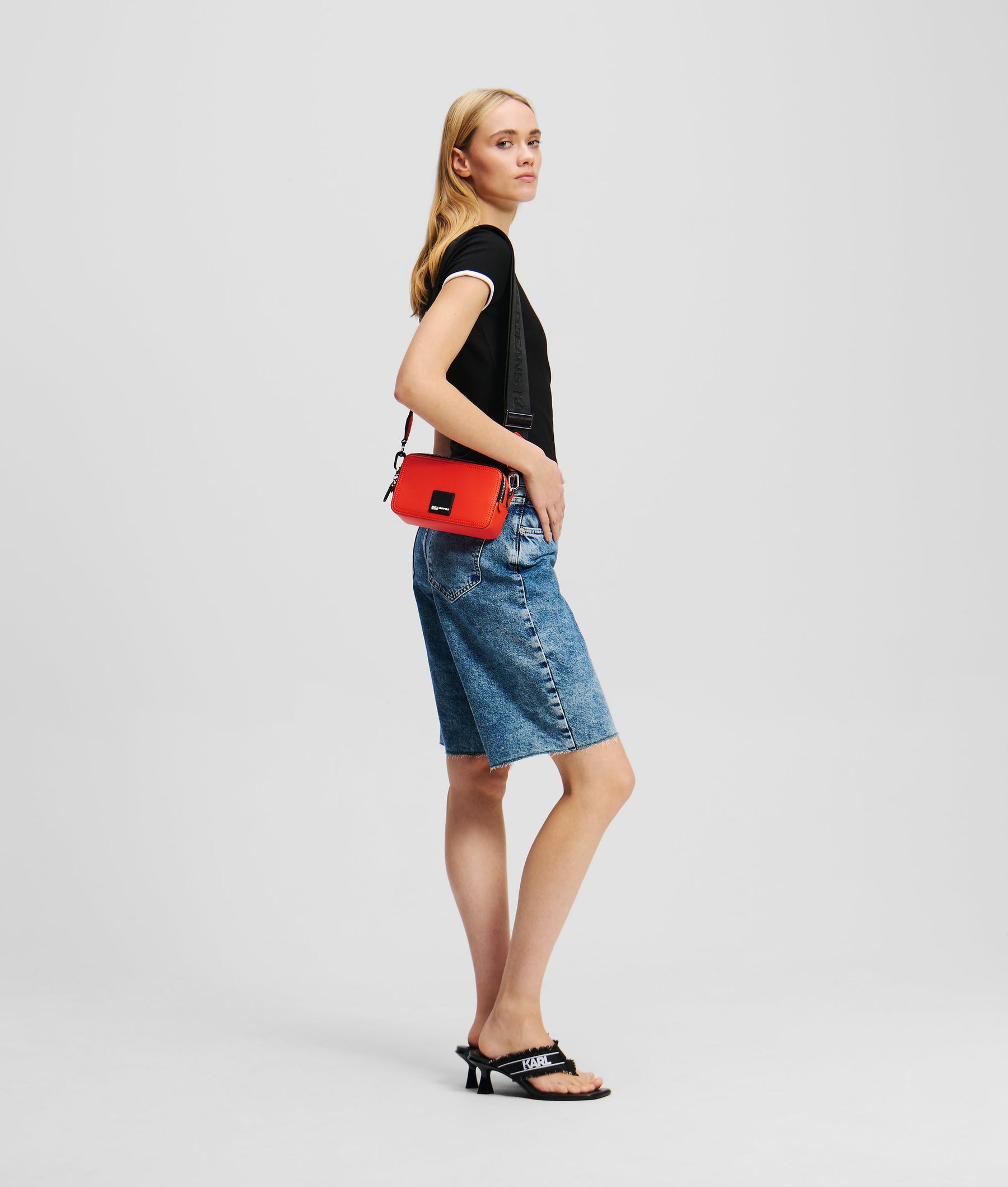RELAXED JEANS SHORTS