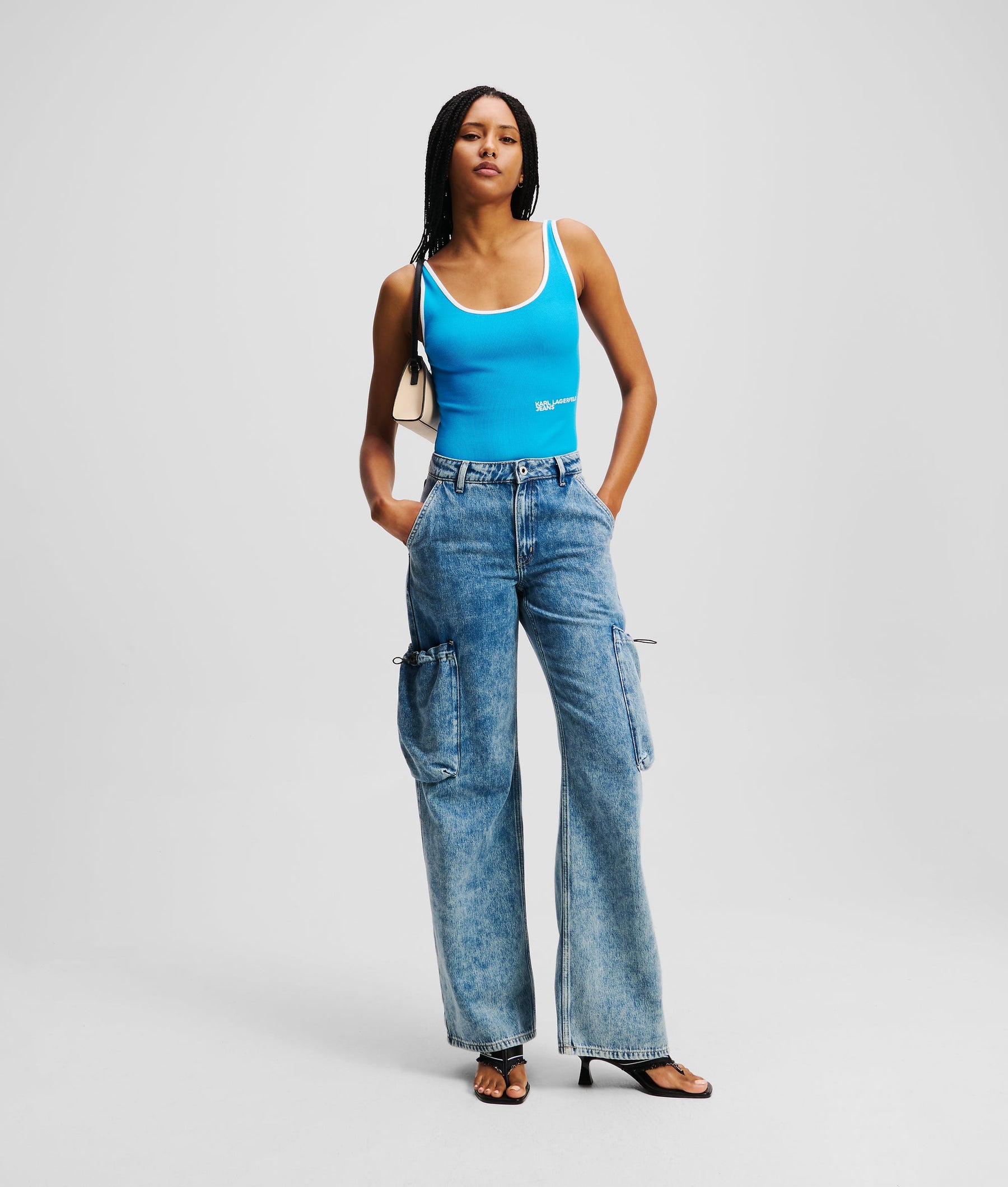 MID-RISE RELAXED UTILITY JEANS