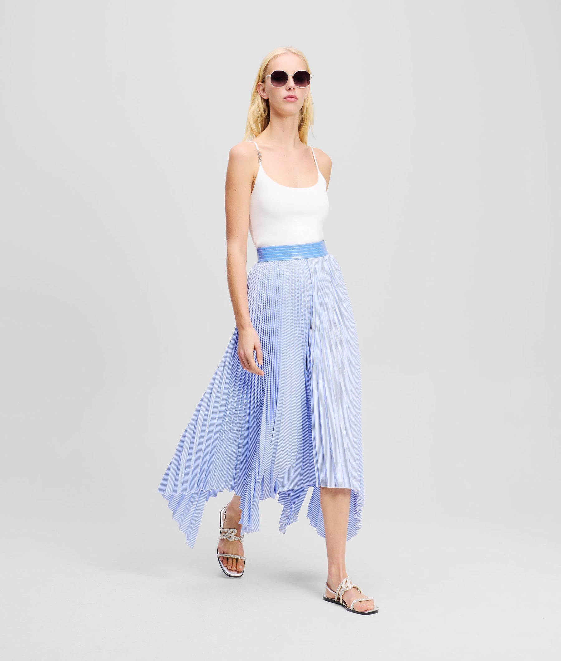 ASYMMETRIC PLEATED SKIRT