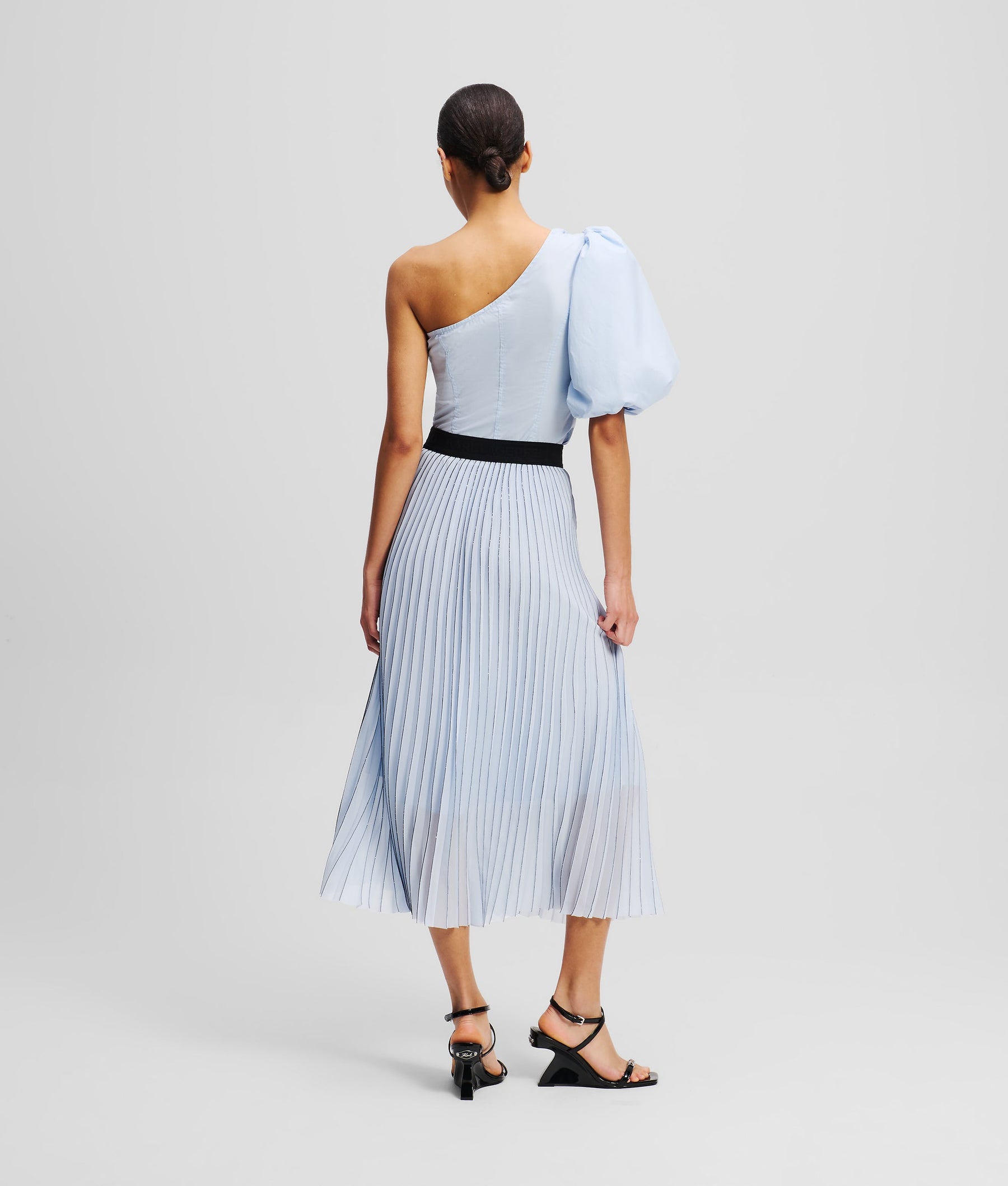 PLEATED MAXI SKIRT