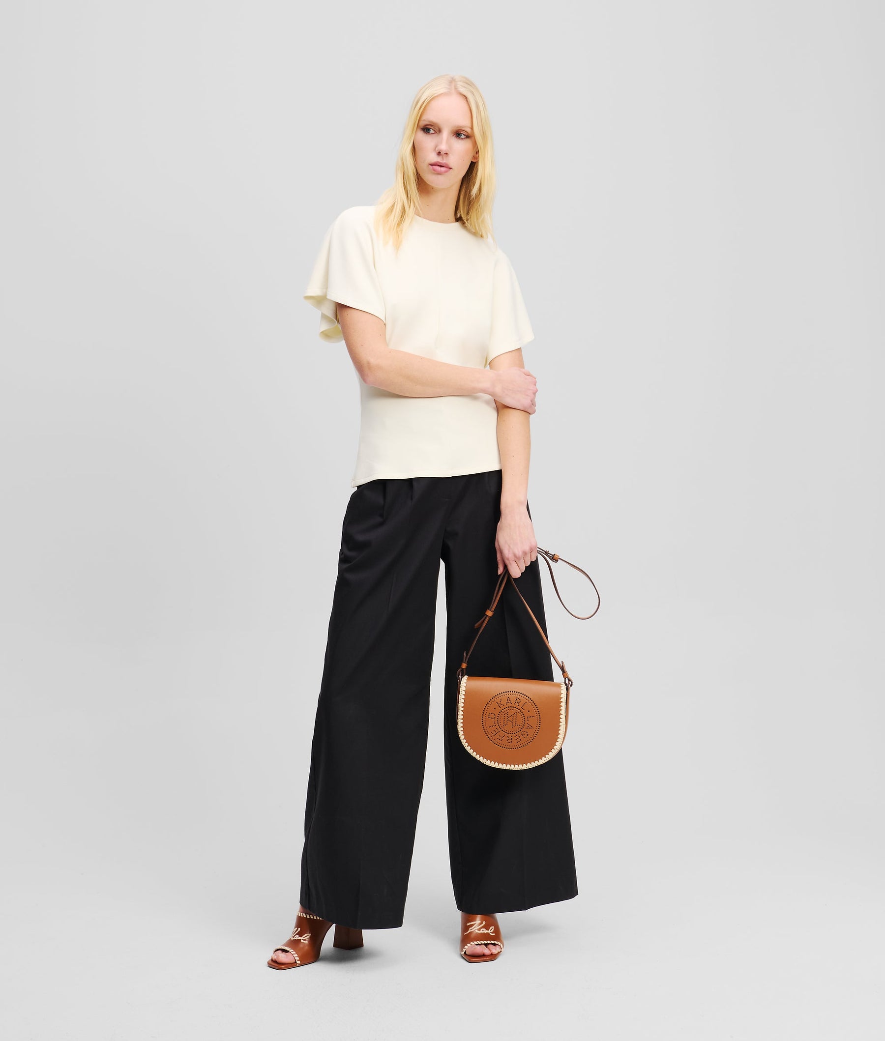 FLUID T-SHIRT