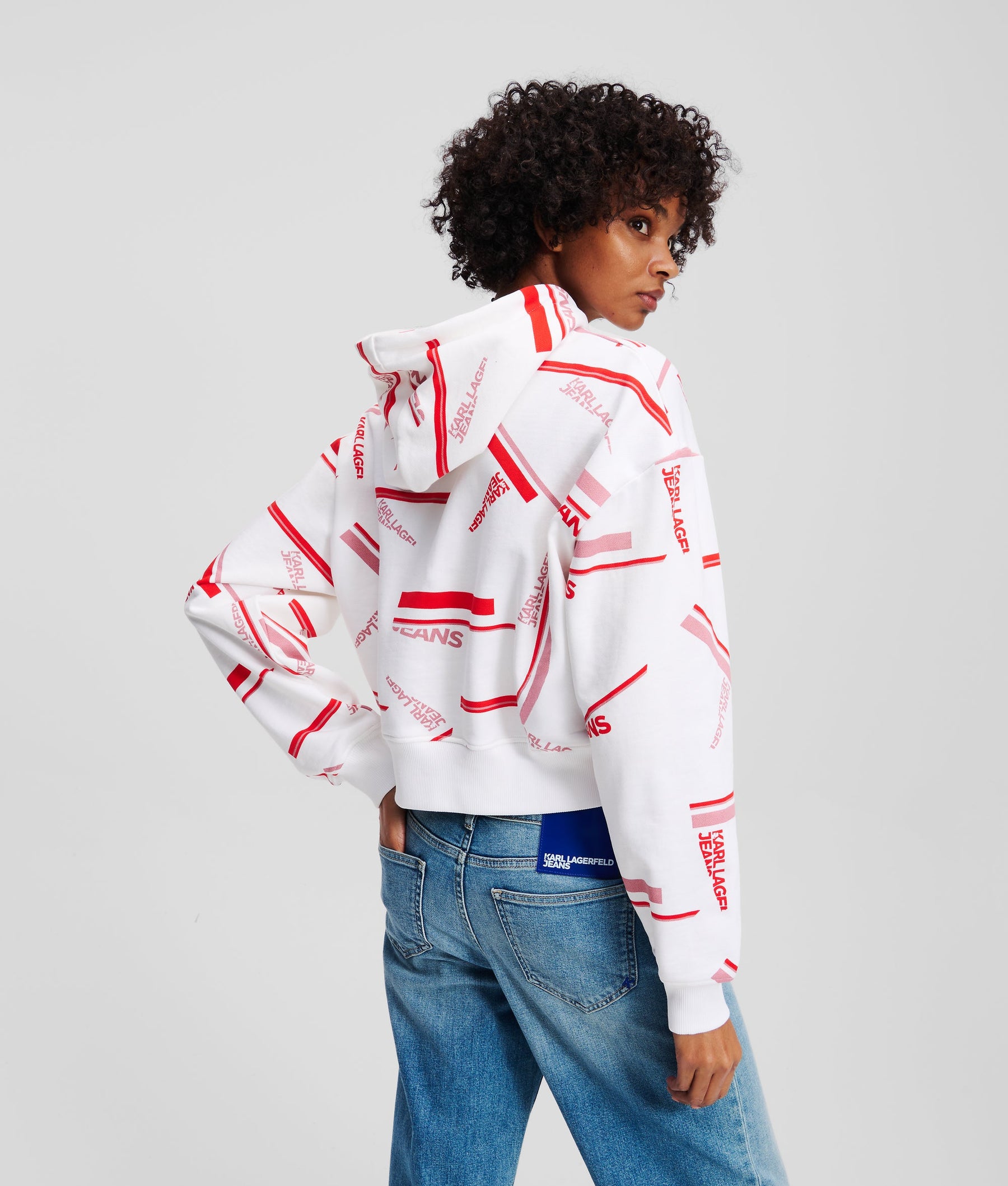 RELAXED CROPPED ALL-OVER-PRINT HOODIE