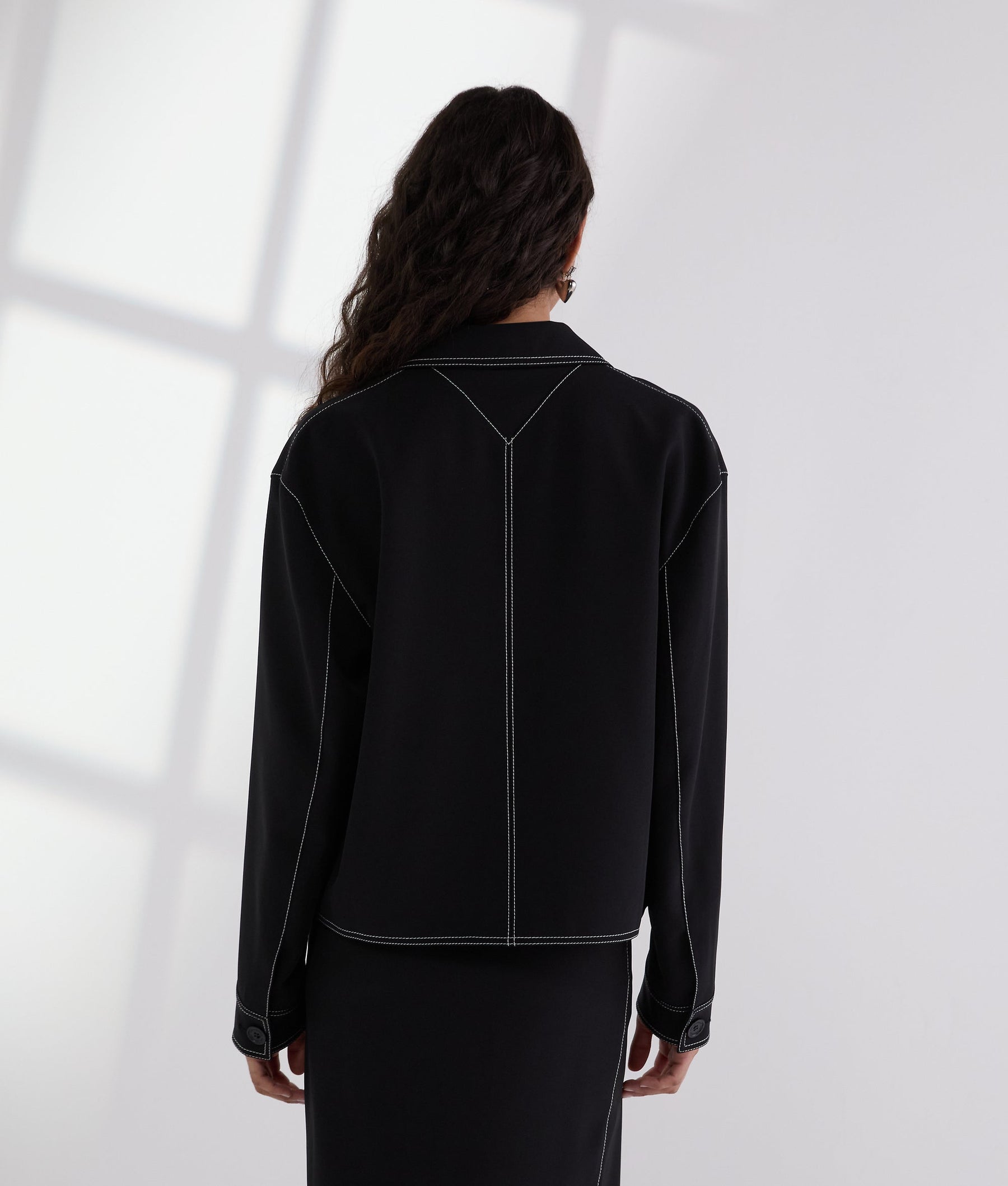 CONTRAST STITCH JACKET