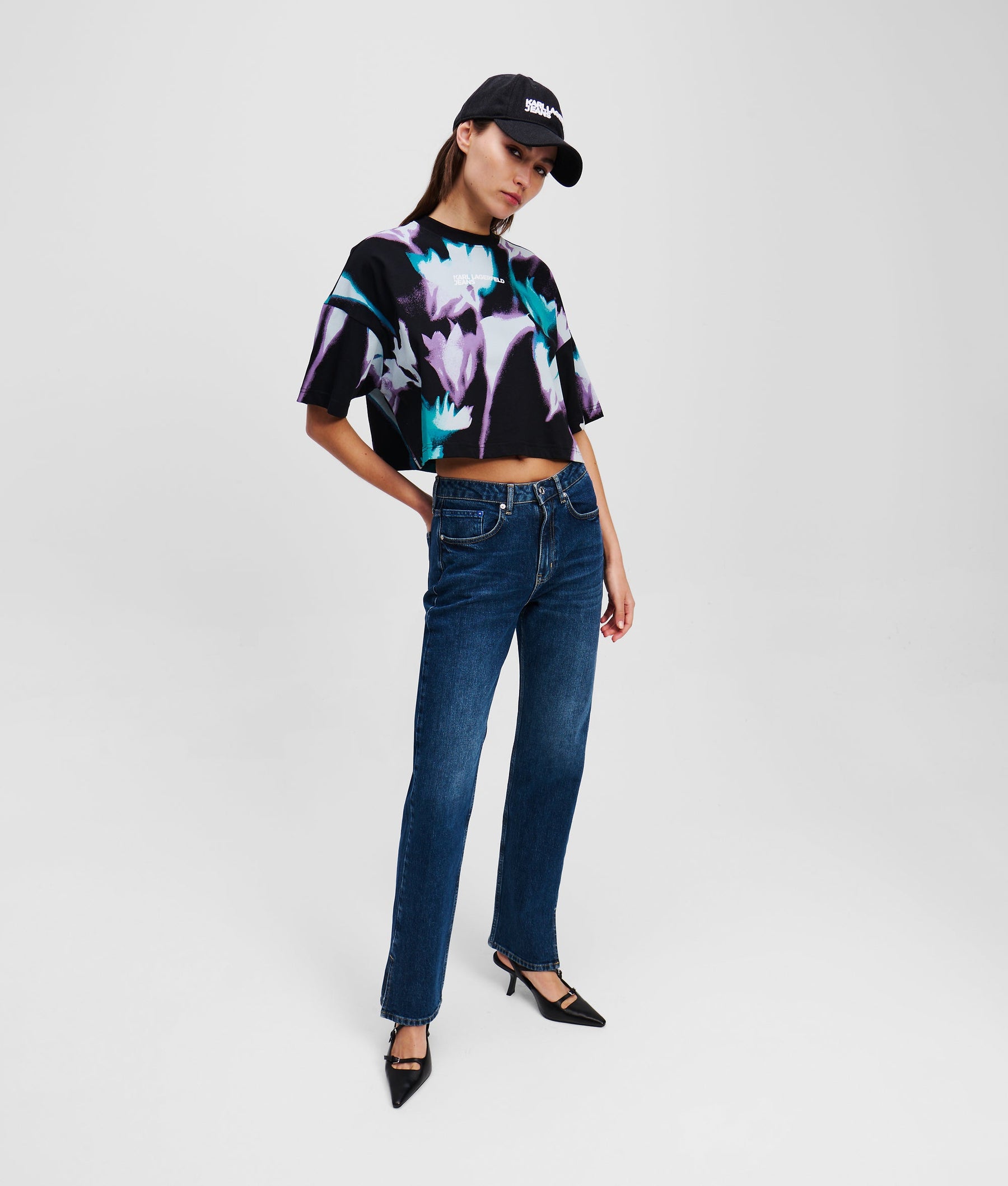 FLORAL-PRINT CROP T-SHIRT