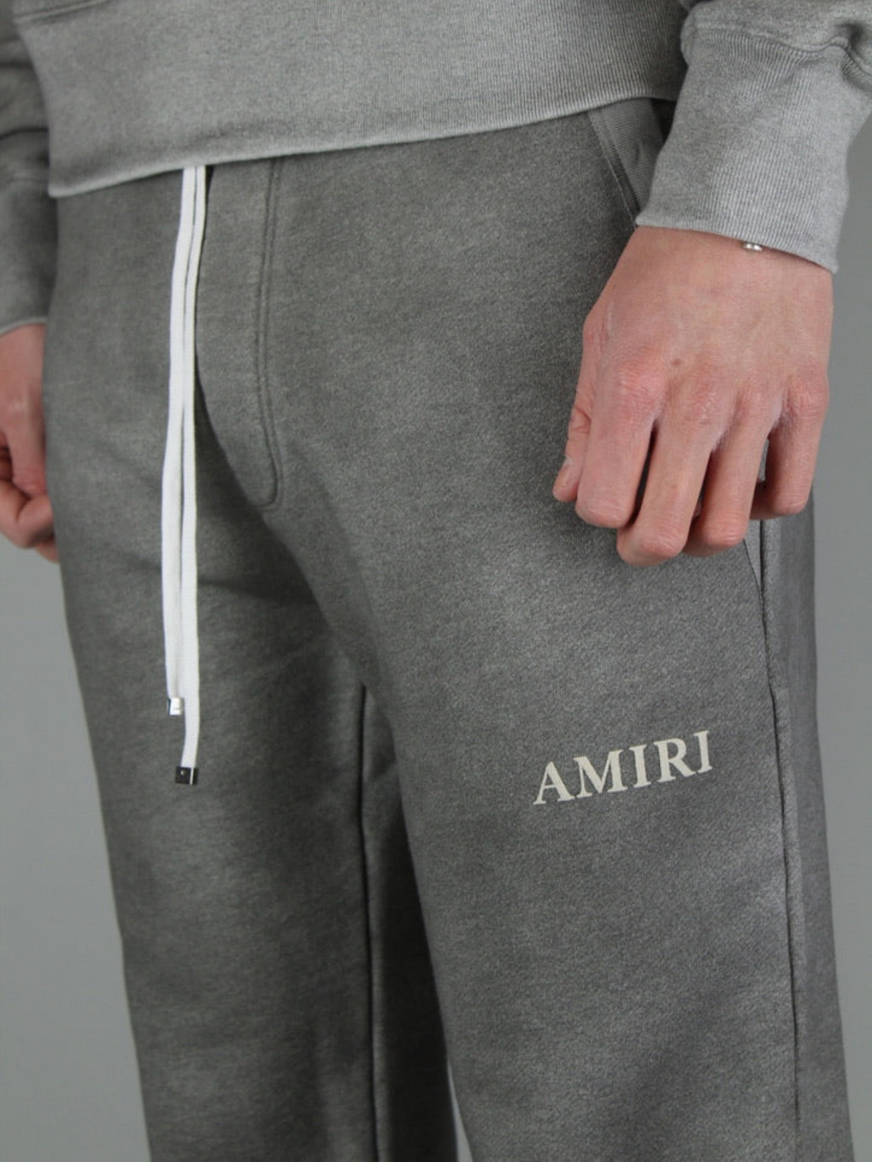 AMIRI AGED PUFF LOGO SWEAT PANTS GREY