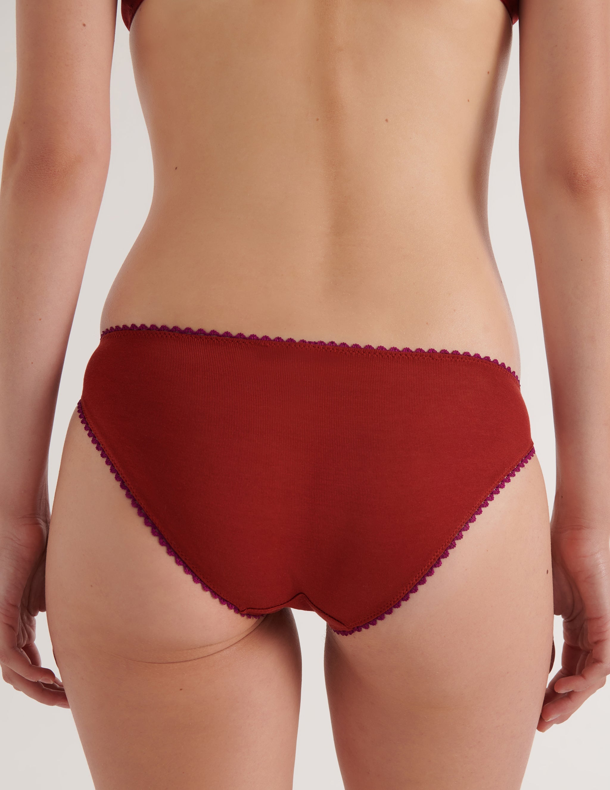 Isabella Panty Clay