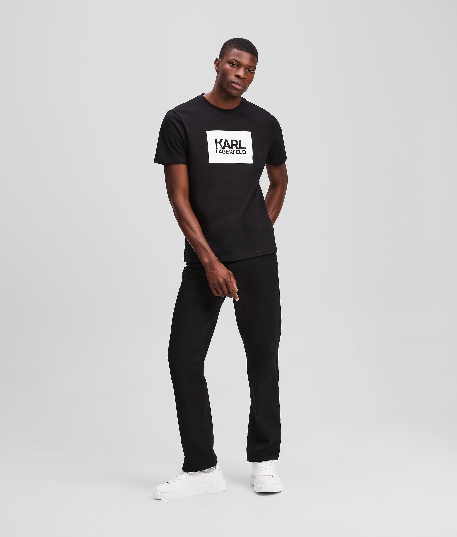LOGO T-SHIRT