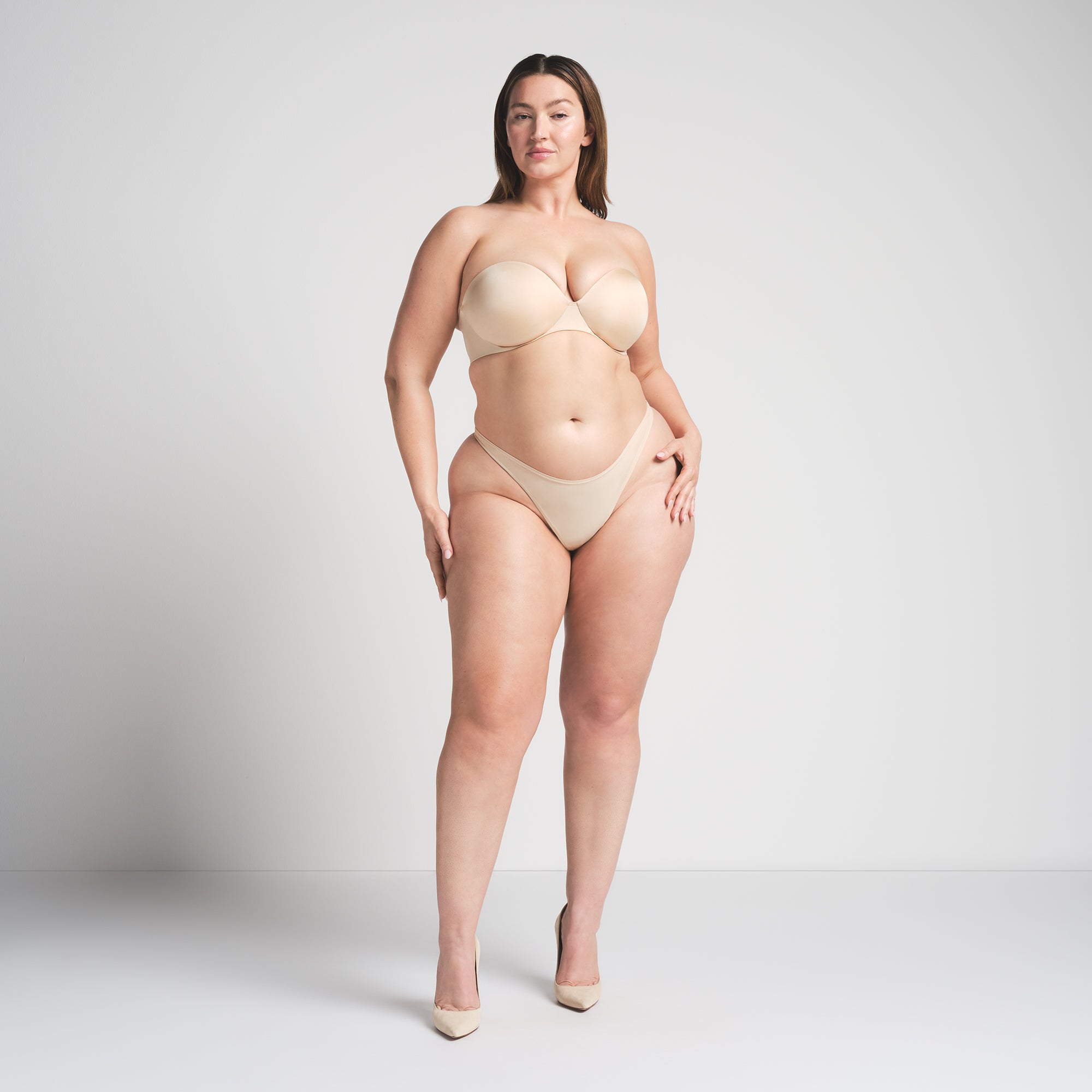 Skims Ultimate Strapless Push-up Bra — Part 1