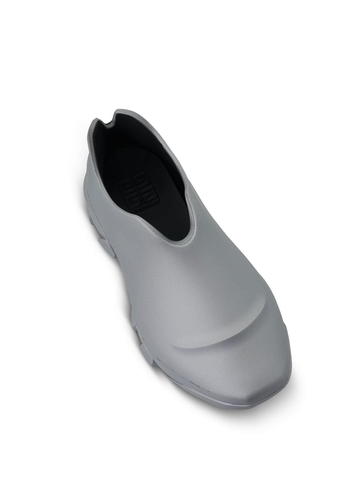 GIVENCHY Monumental Mallow Low Sneaker in Silver