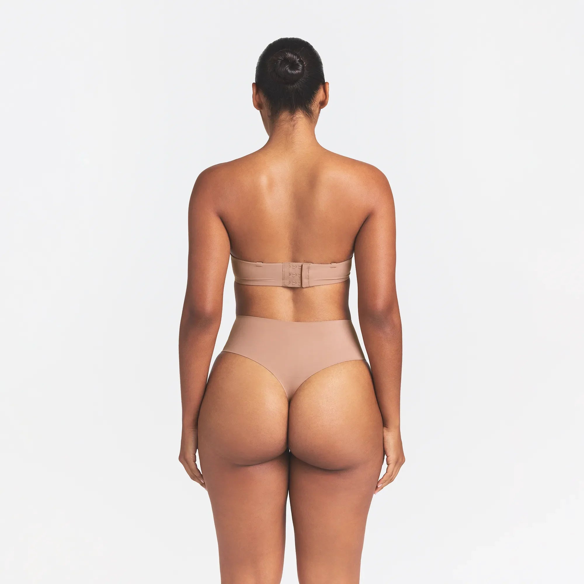Smoothing Intimates Strapless Bra — Part 3