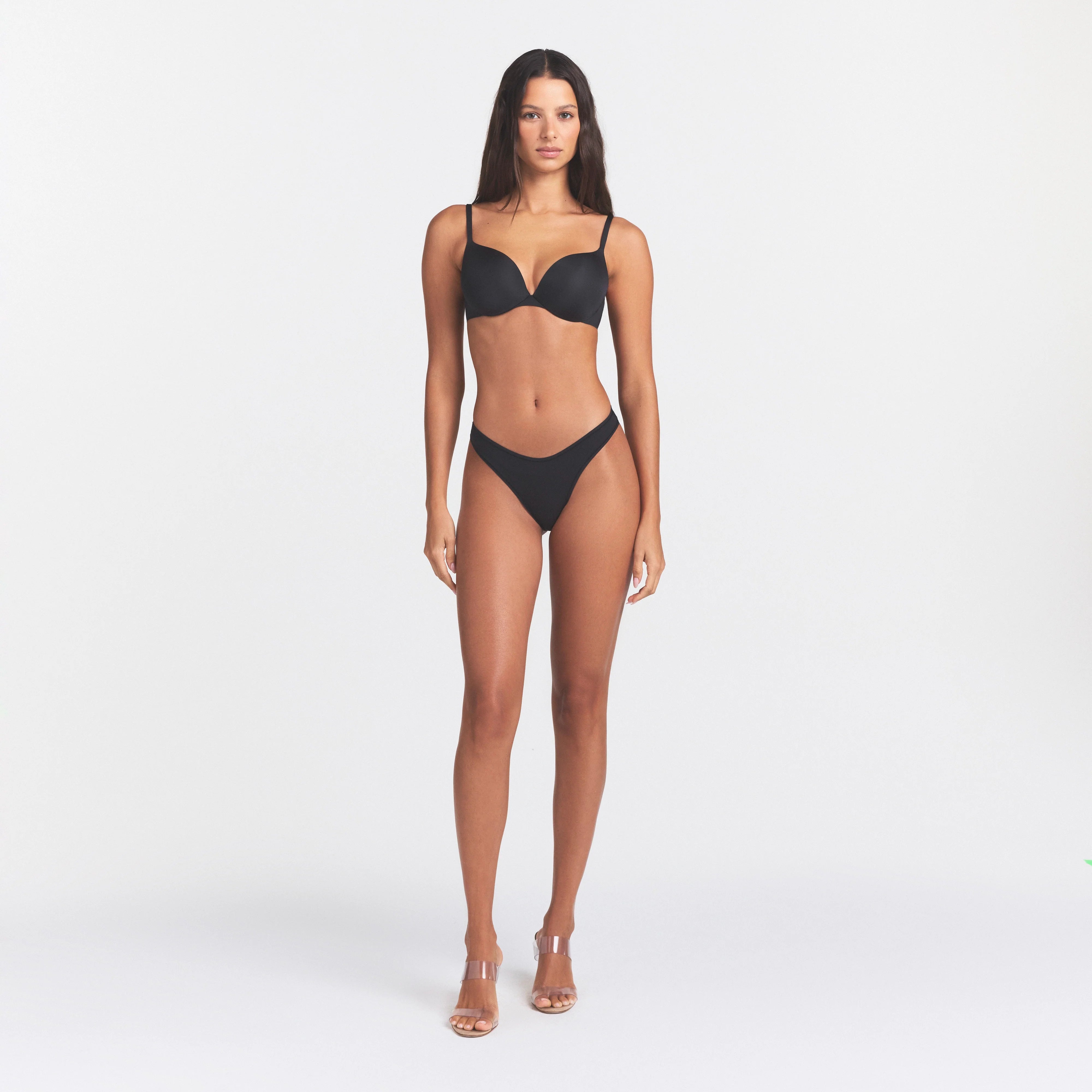 Skims Ultimate Teardrop T-shirt Bra — Part 2