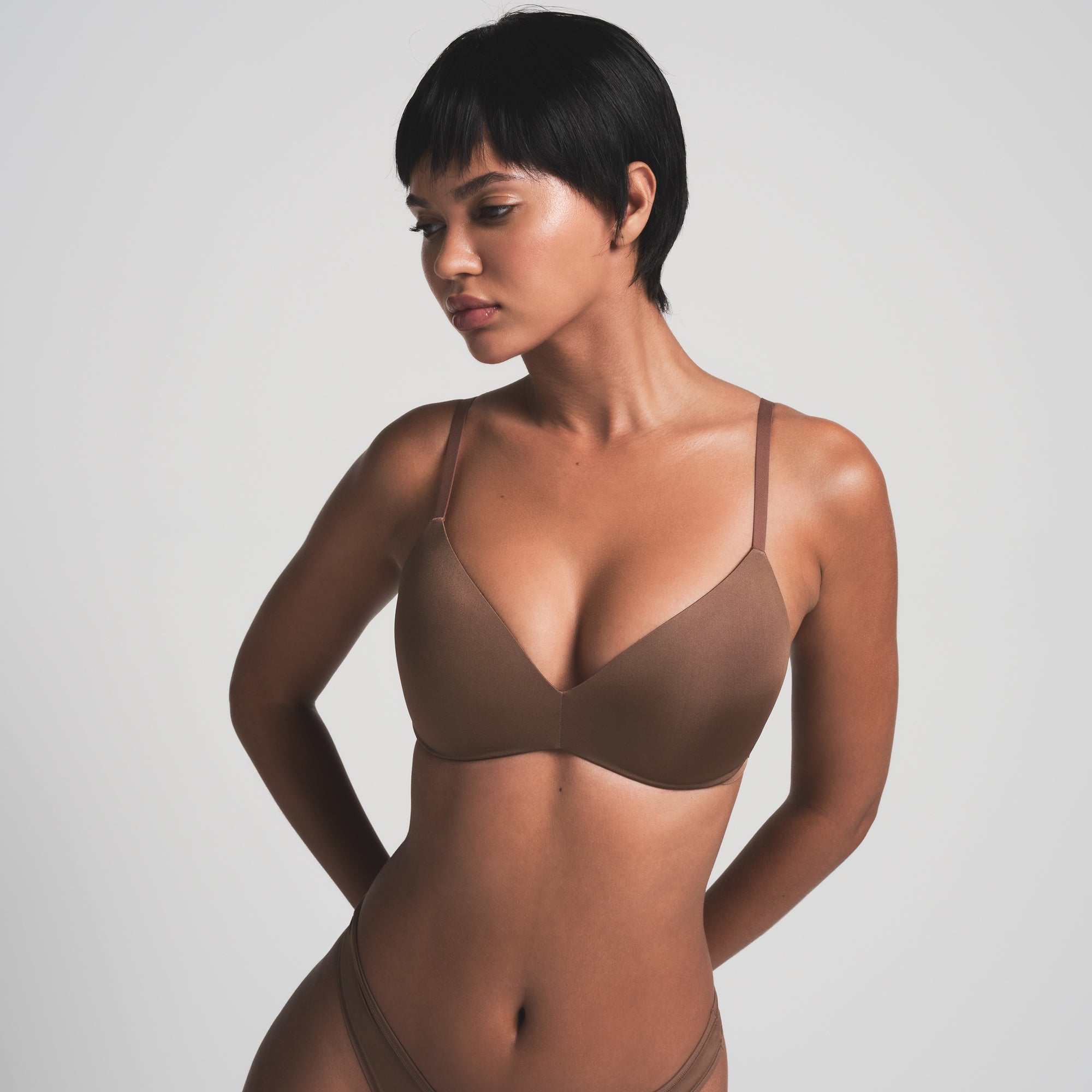 Wireless Form Push-up Plunge Bra — Part 1