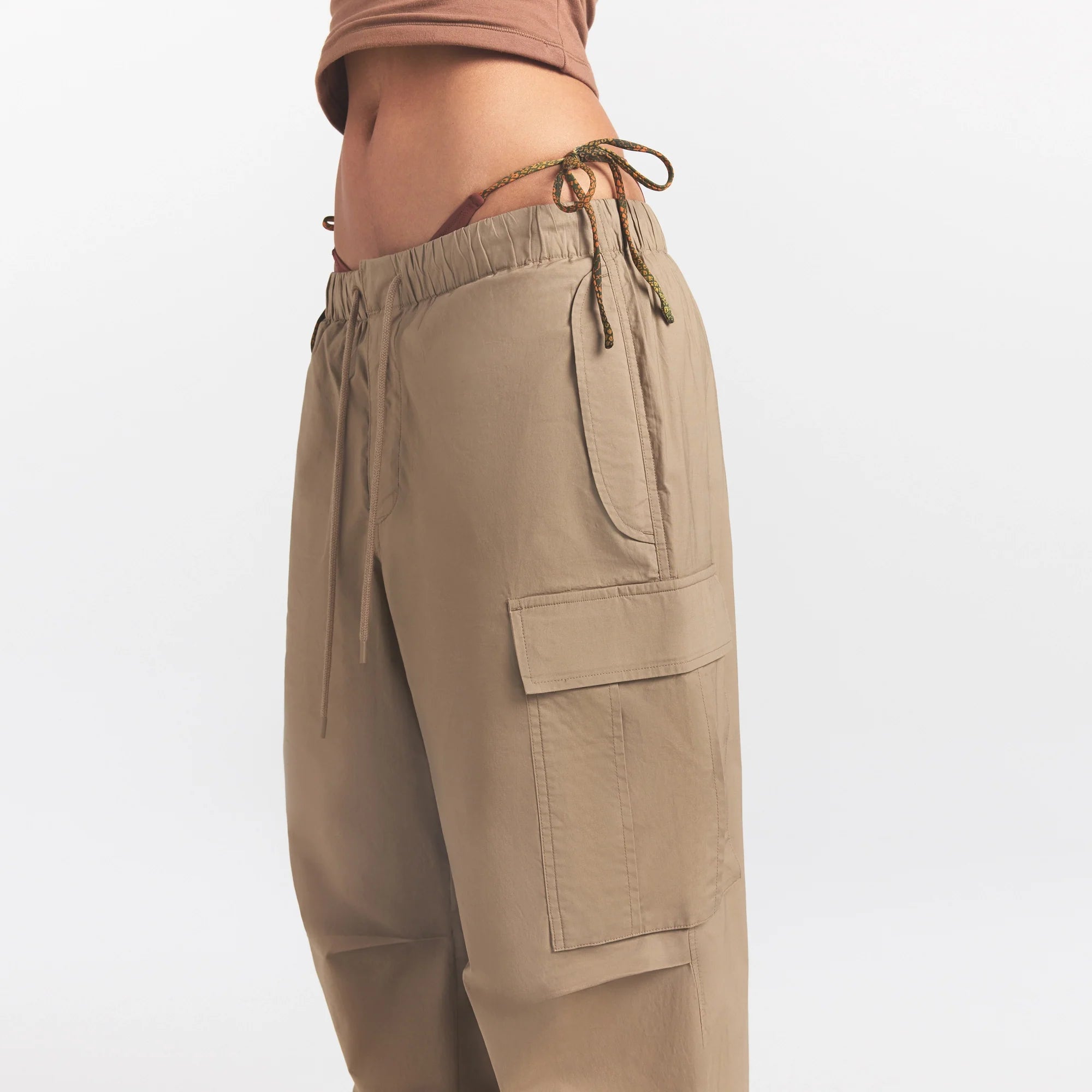 Woven Cotton Oversized Low Rise Cargo Pant