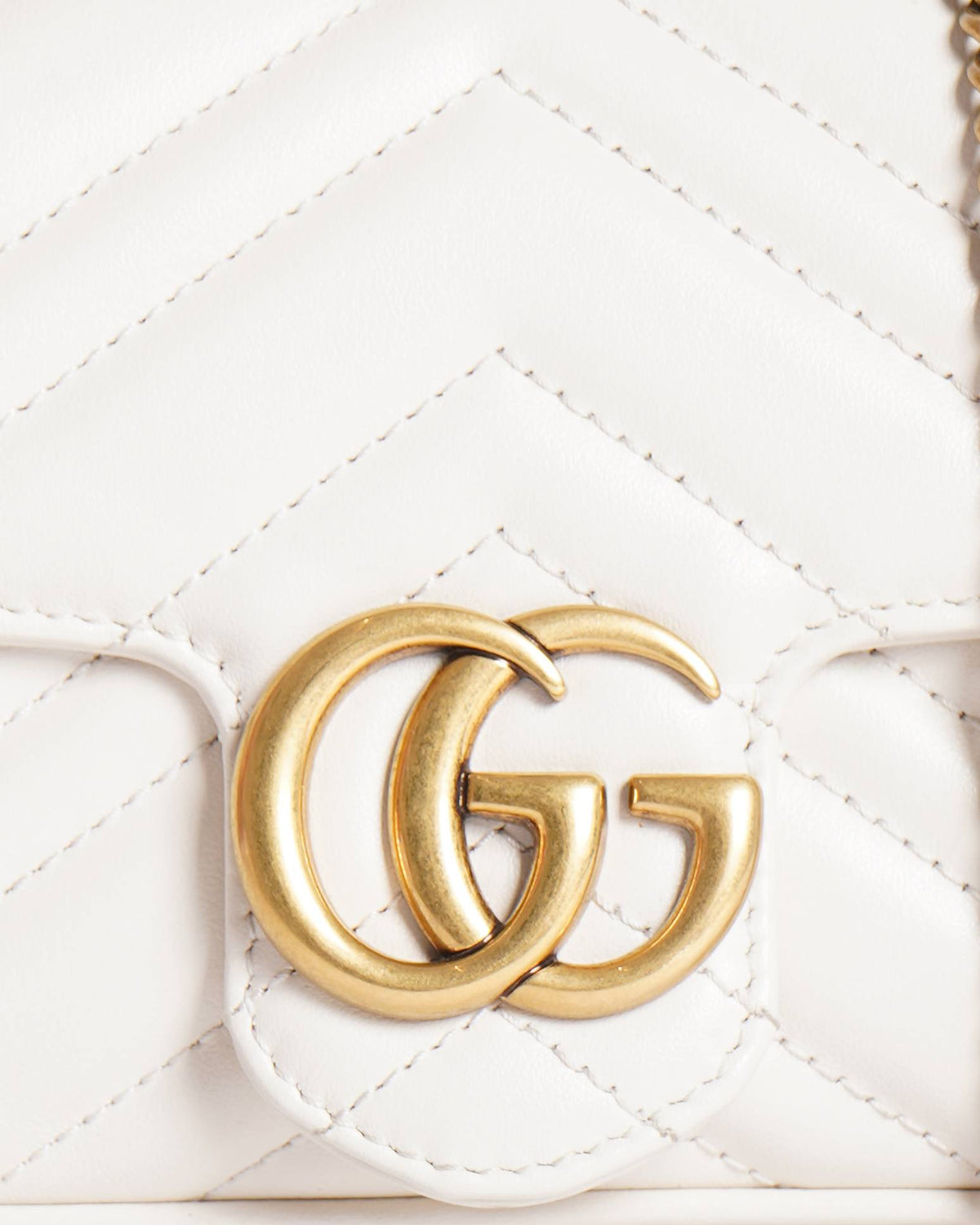 Gucci GG Marmont Patent Leather Shoulder Bag