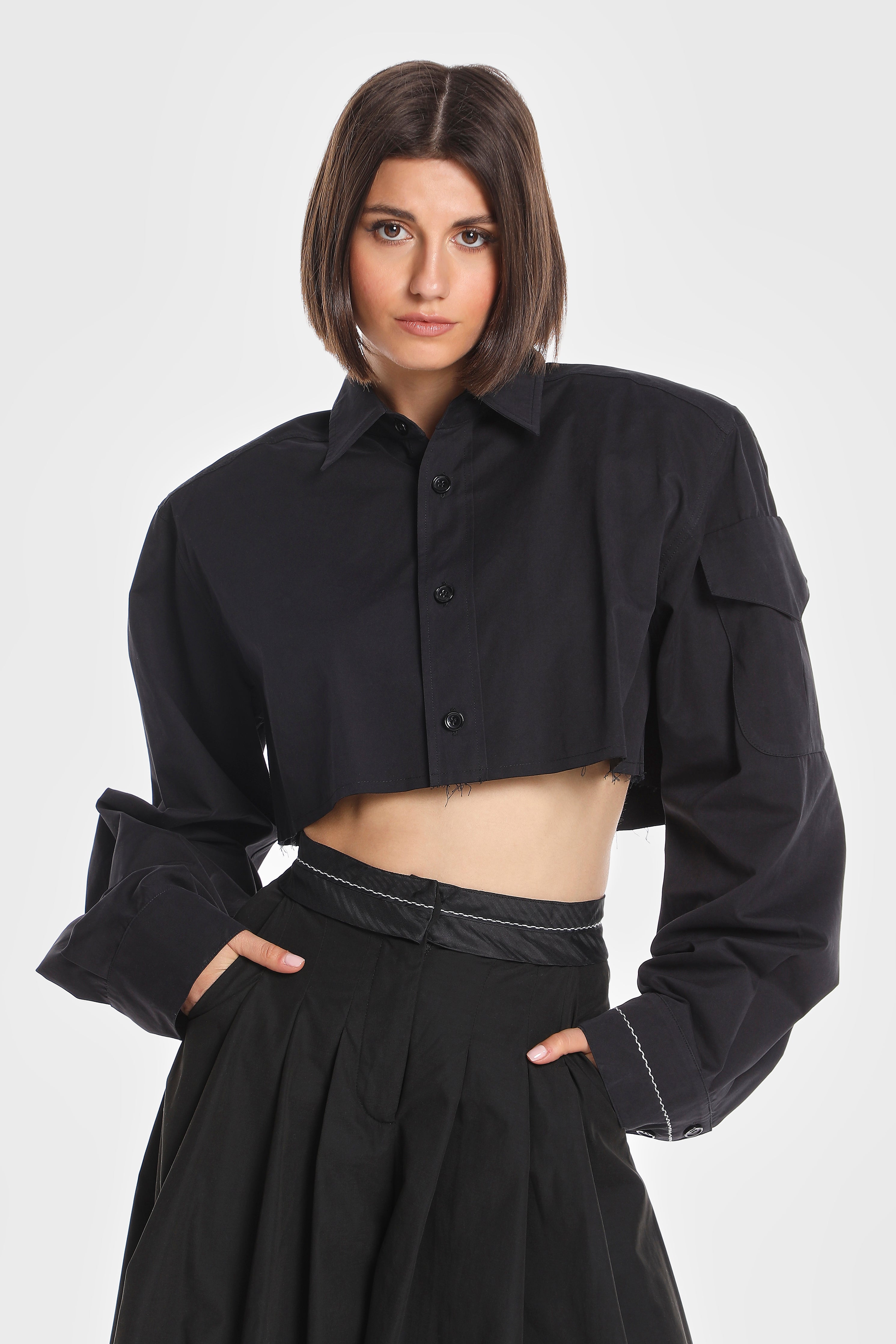 BOXY CROP SHIRT
