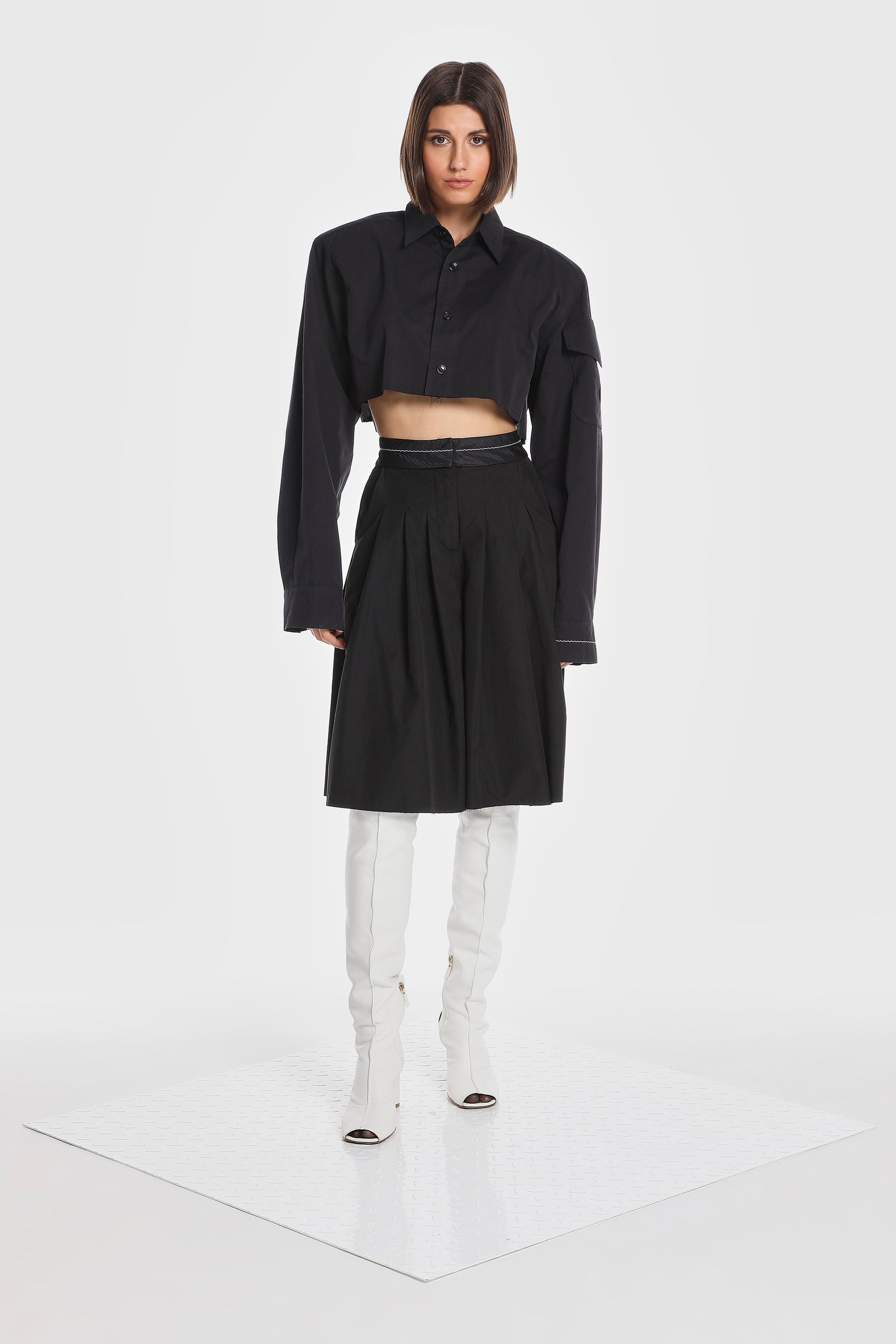 BOXY CROP SHIRT