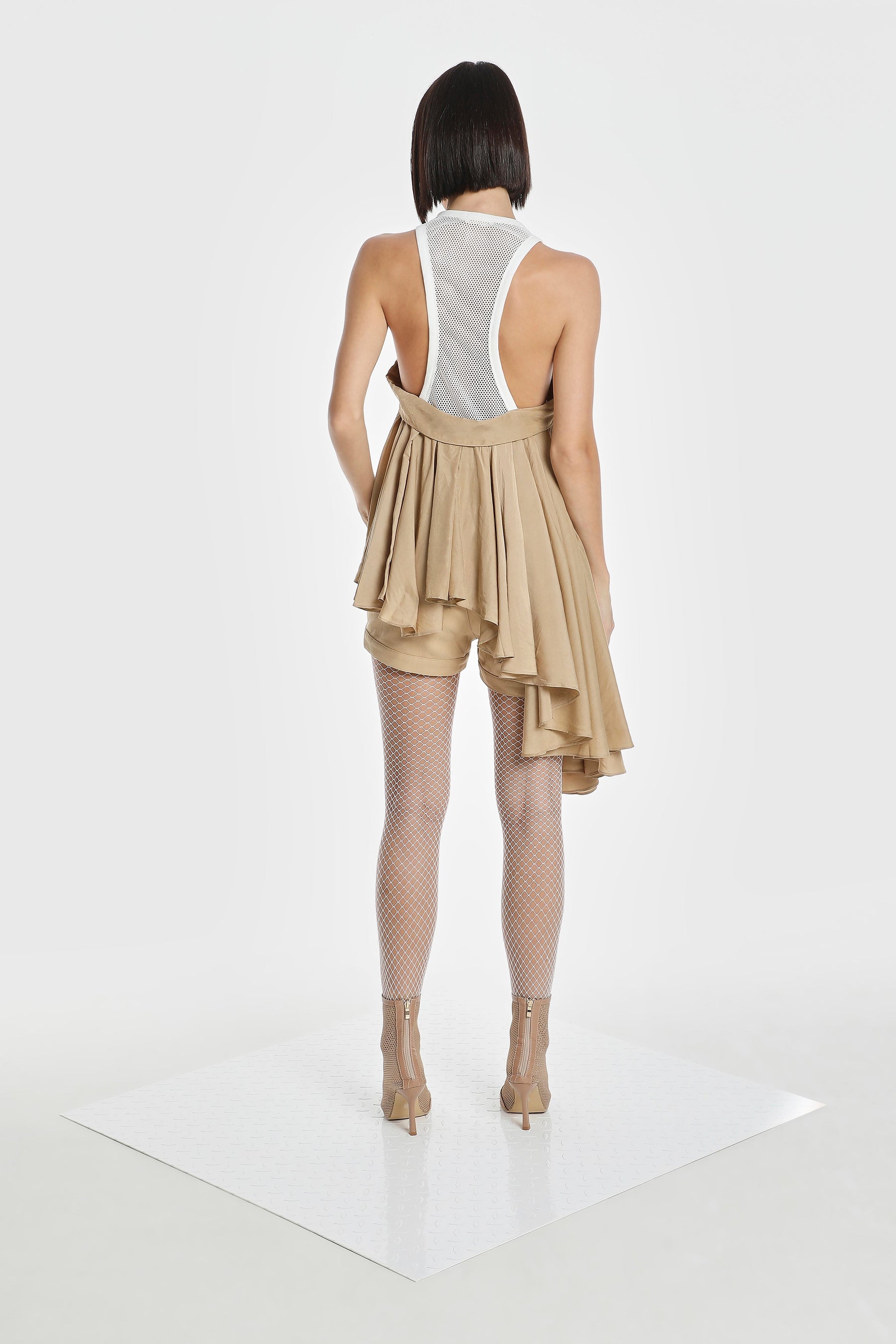 MESH RACER NECK ASYMMETRIC TOP