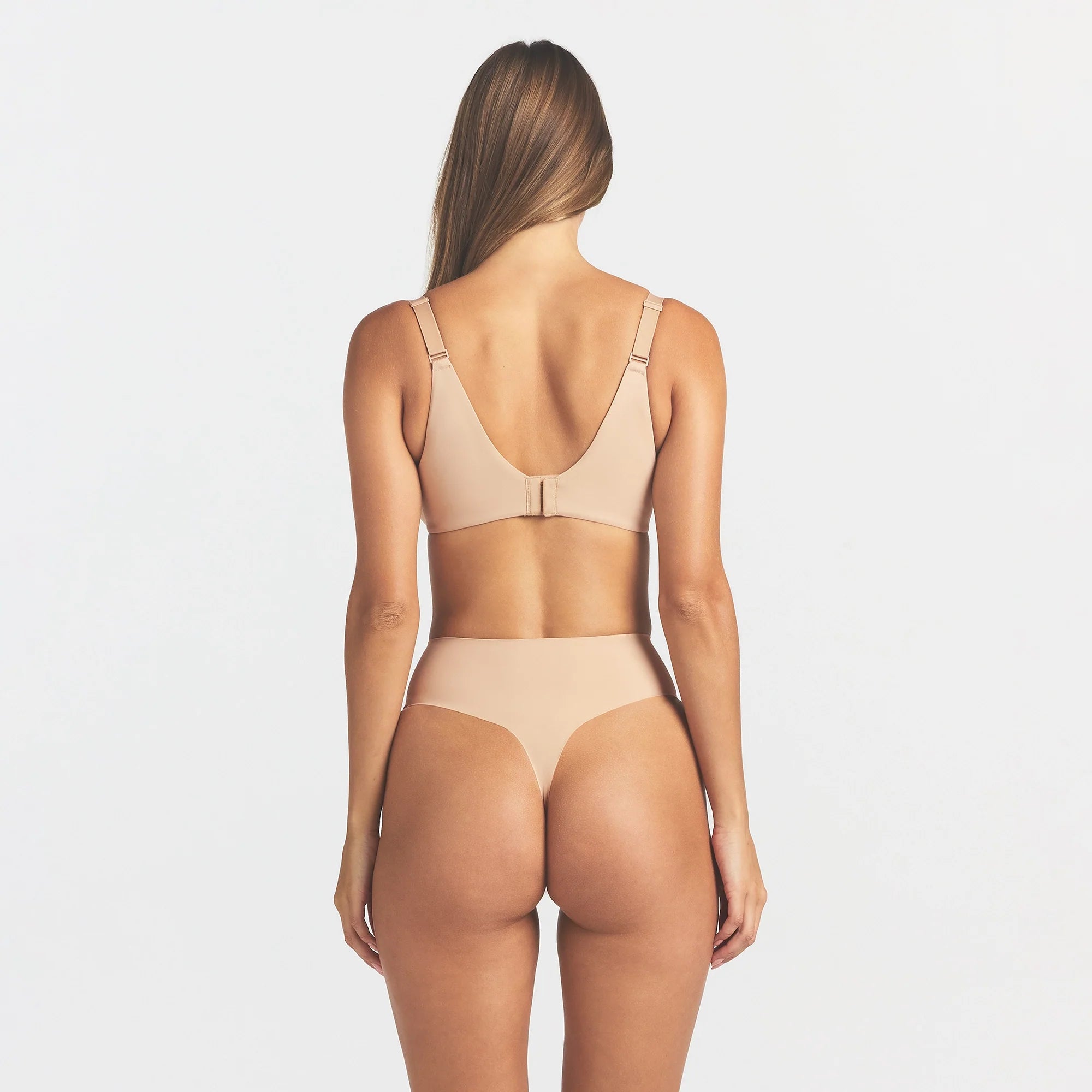 Smoothing Intimates Full Coverage Bra — Part 2