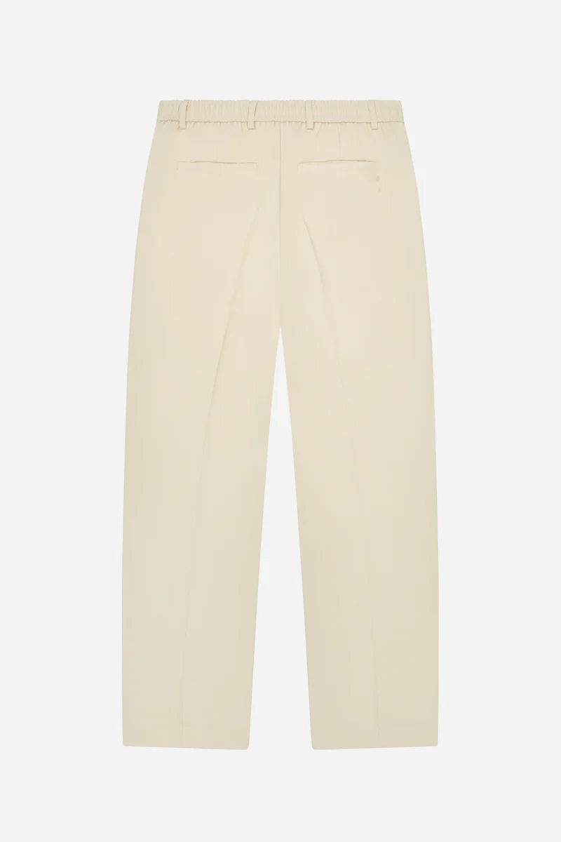 Everyday pleated trouser