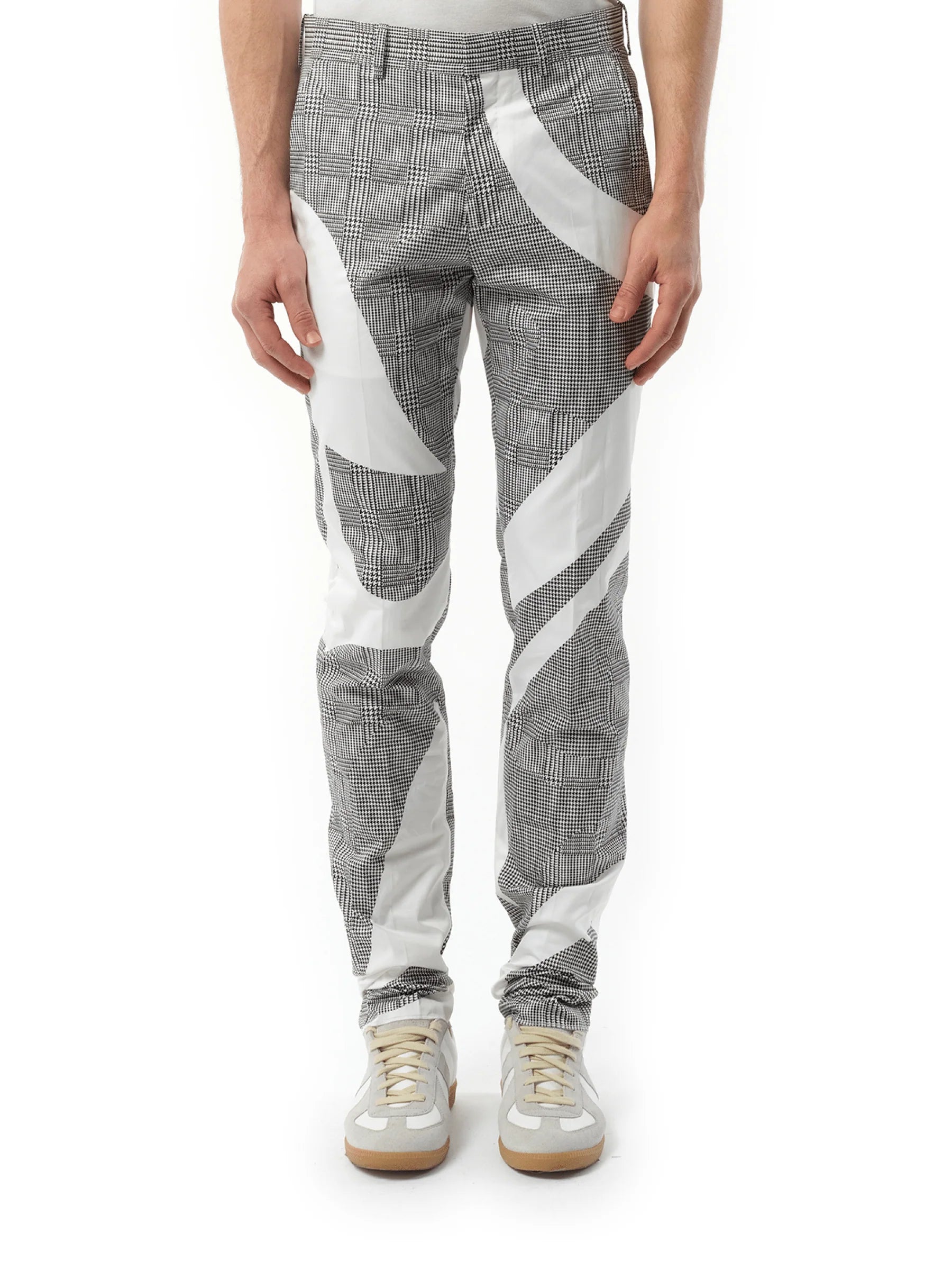 Pants in White/Black